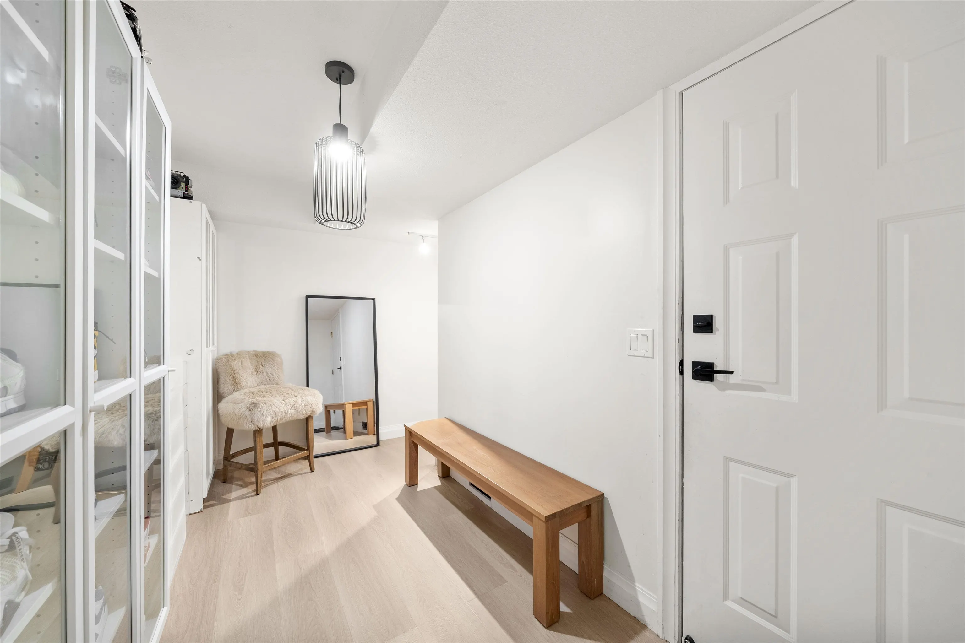 16071 8 Avenue