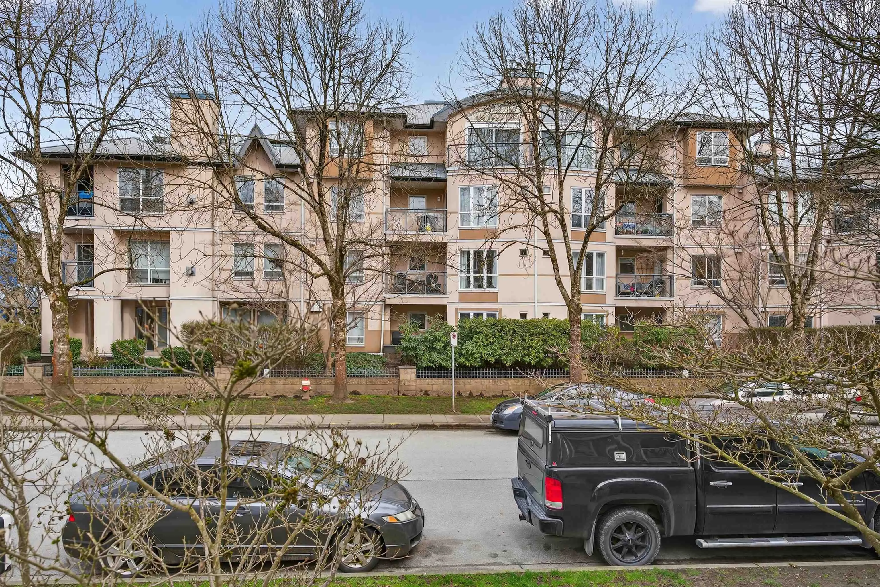2435 Welcher Avenue #309