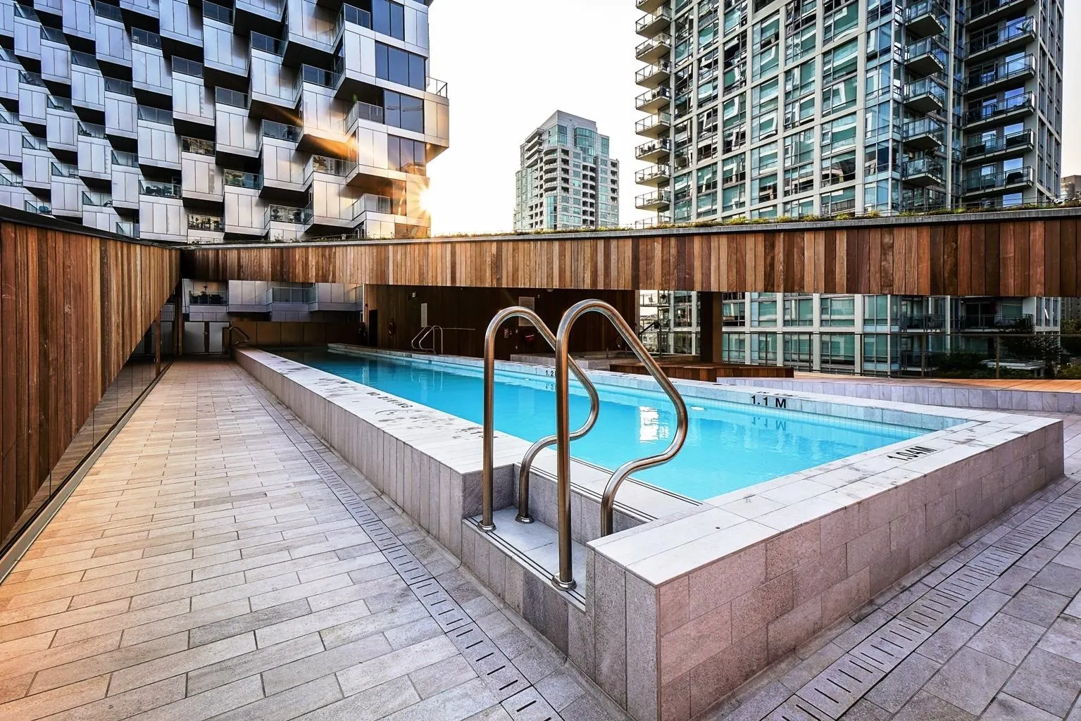 1480 Howe Street #4906