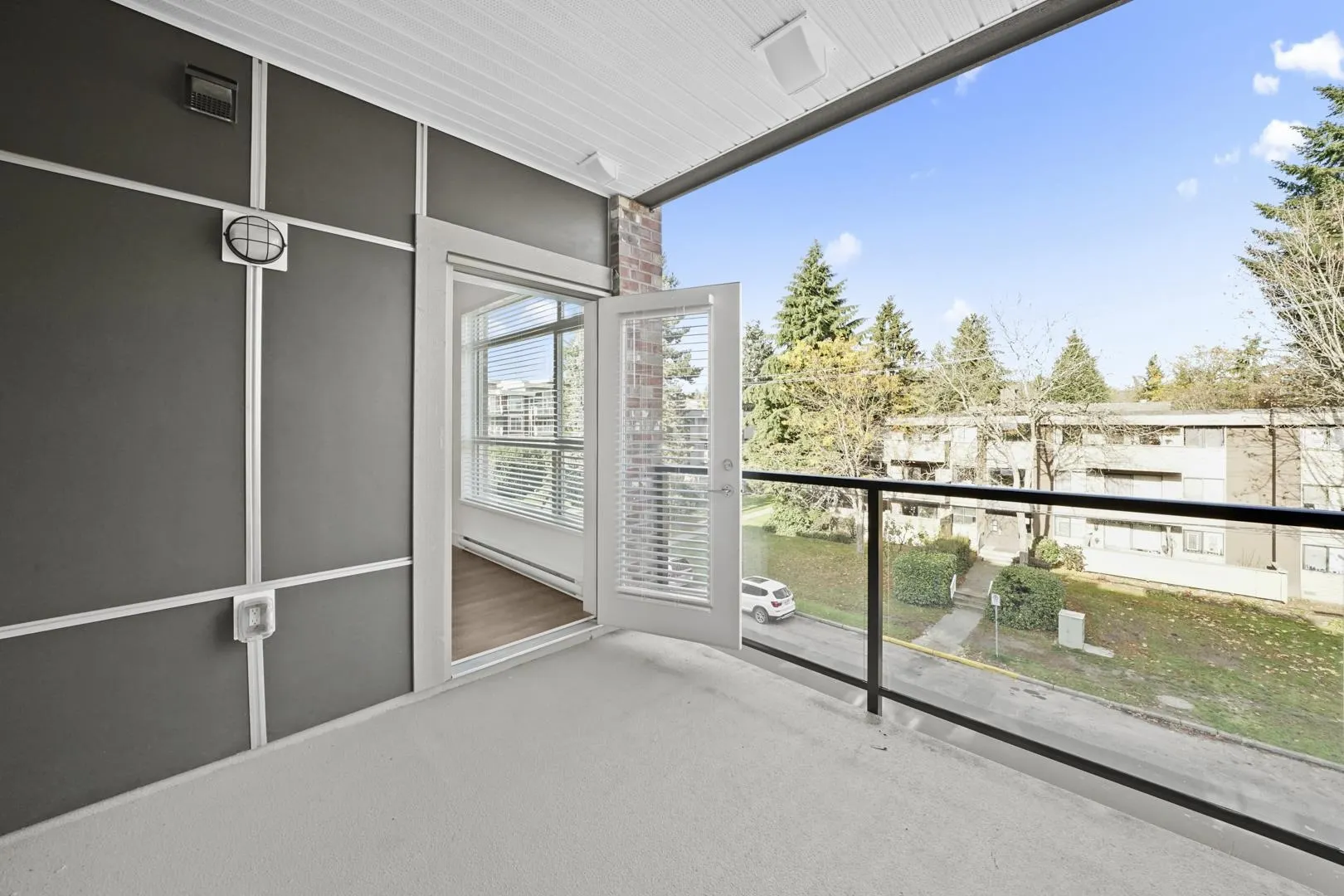 2436 Kelly Avenue #304