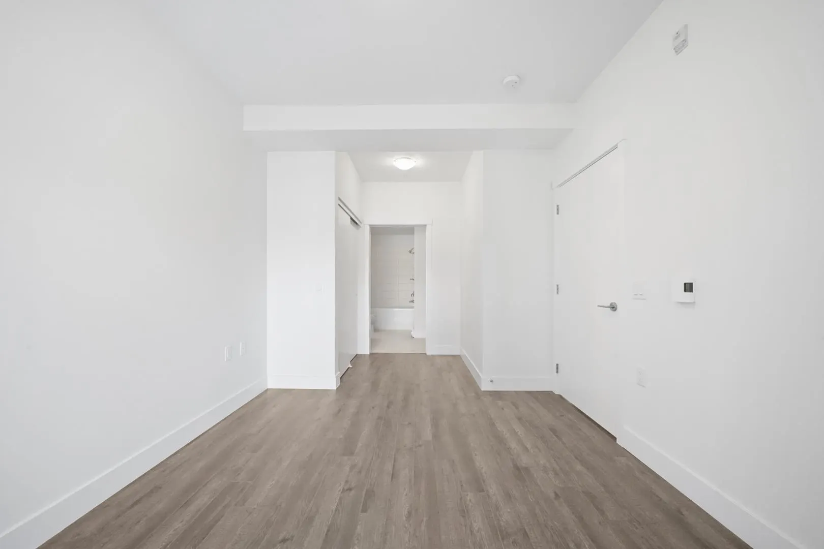 2436 Kelly Avenue #304