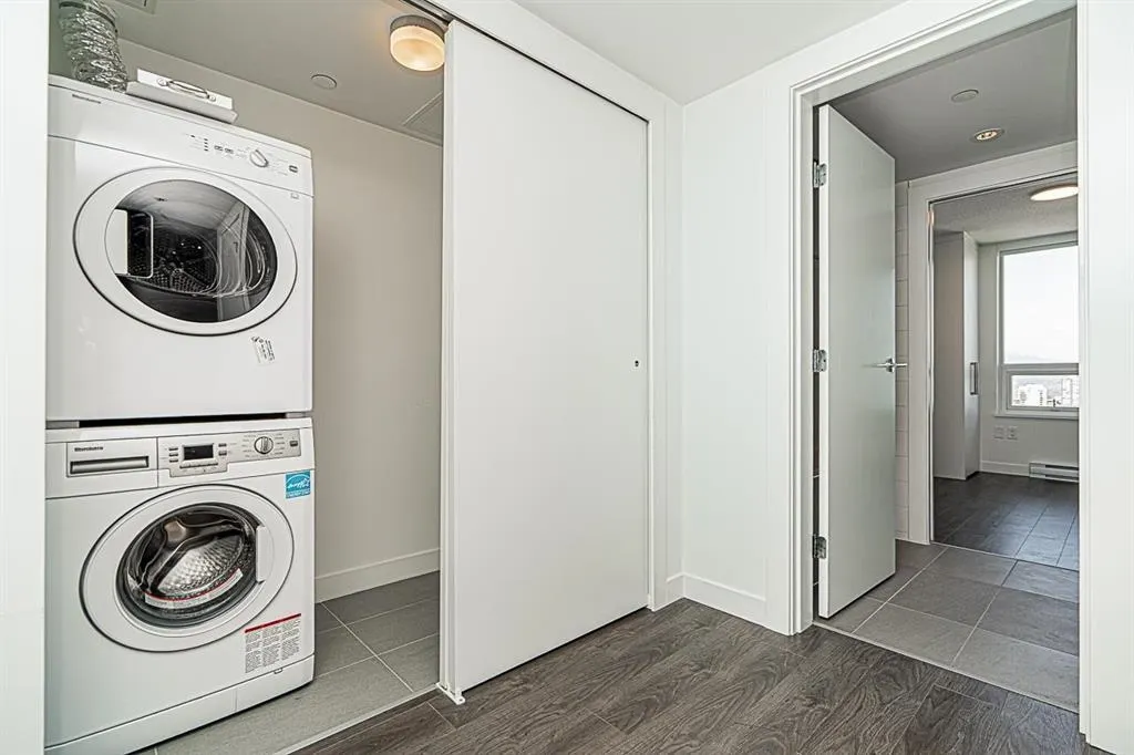 908 Quayside Drive #1512