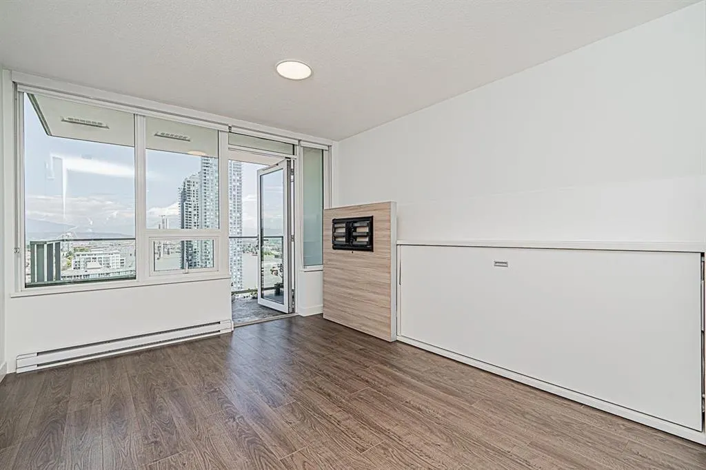 908 Quayside Drive #1512