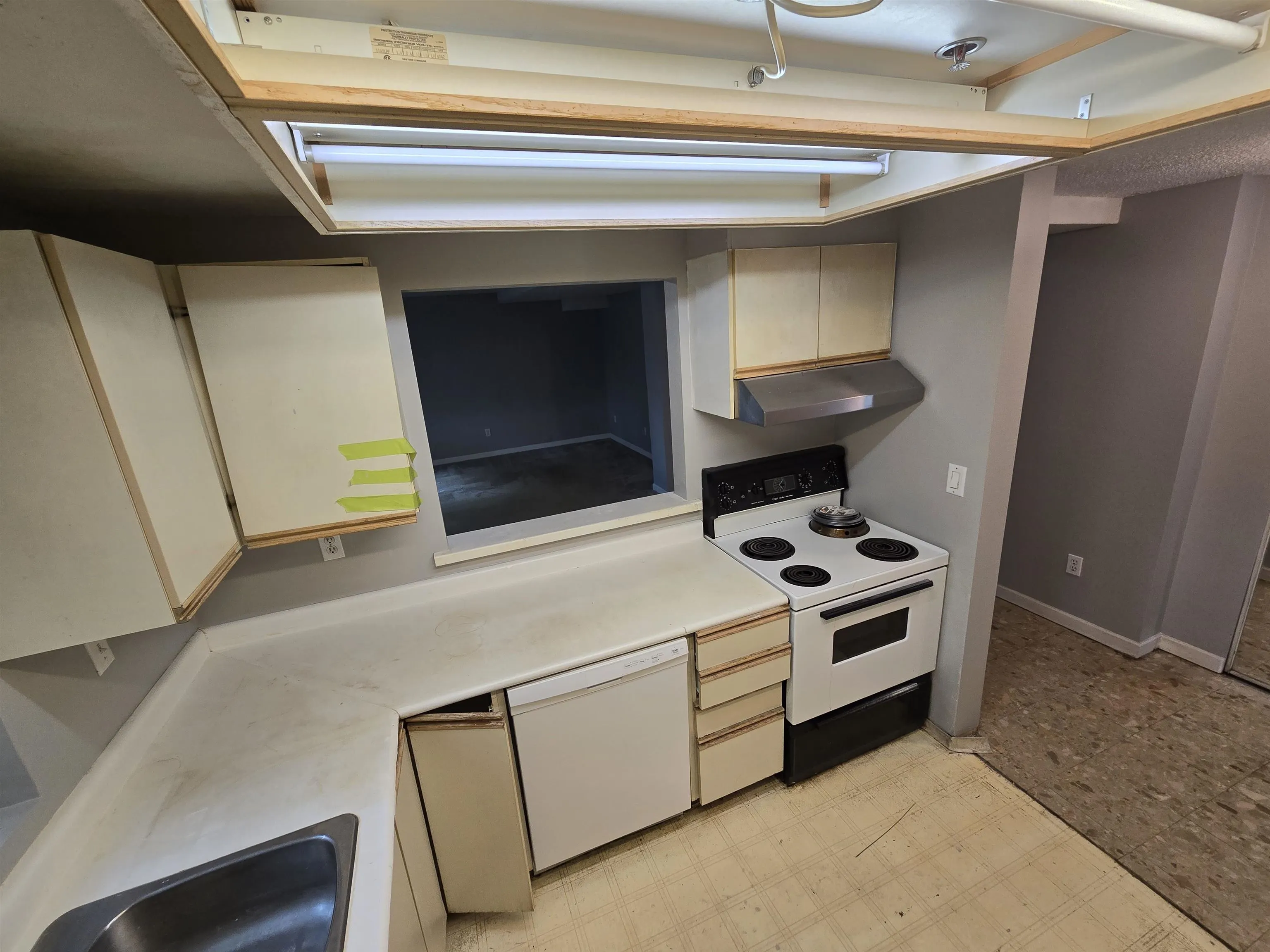 8655 Jones Road #100