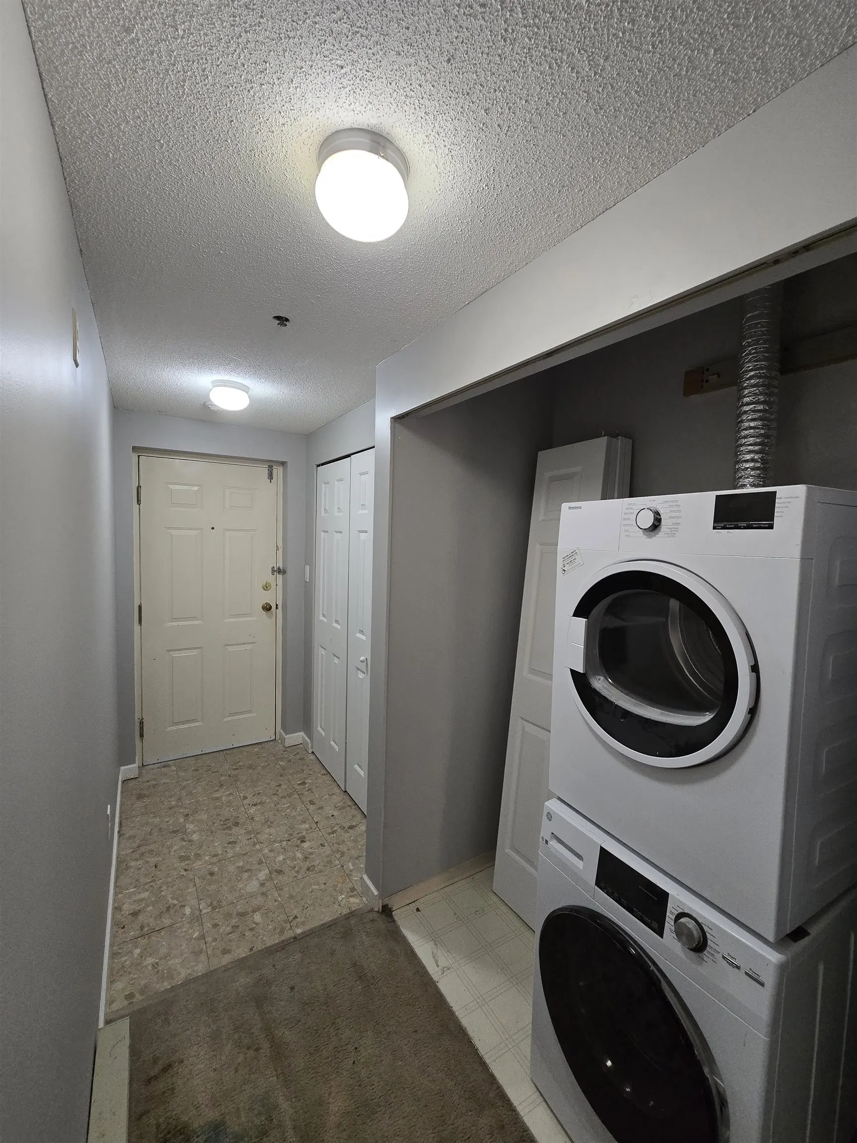 8655 Jones Road #100