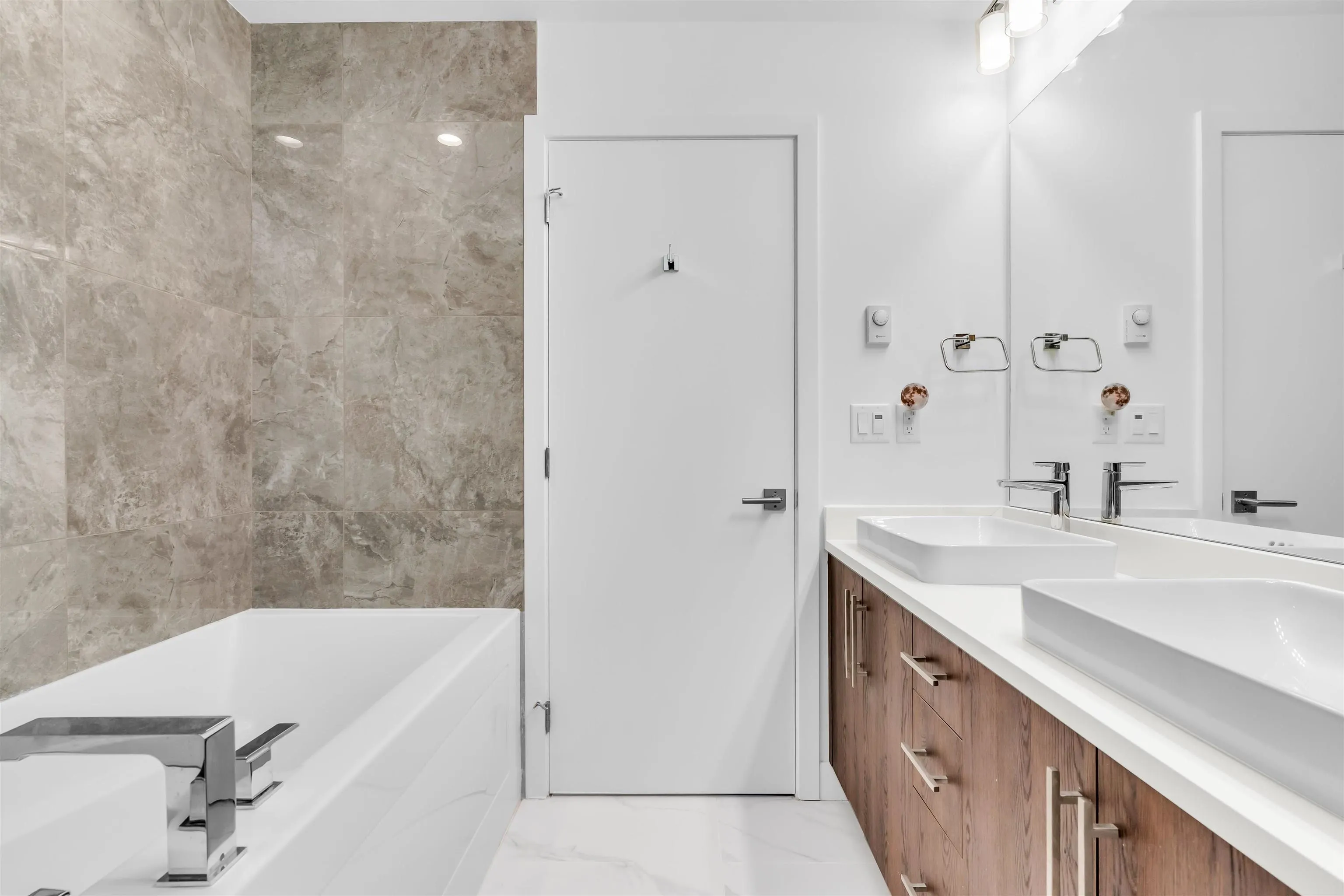 11703 Fraser Street #202