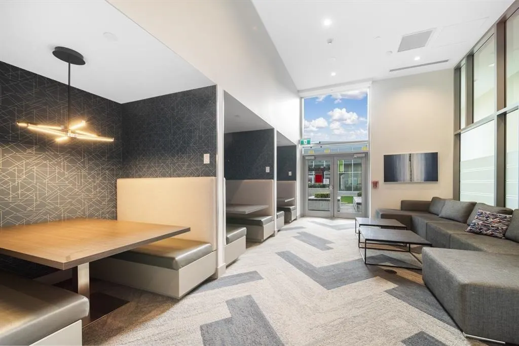 6700 Dunblane Avenue #2508