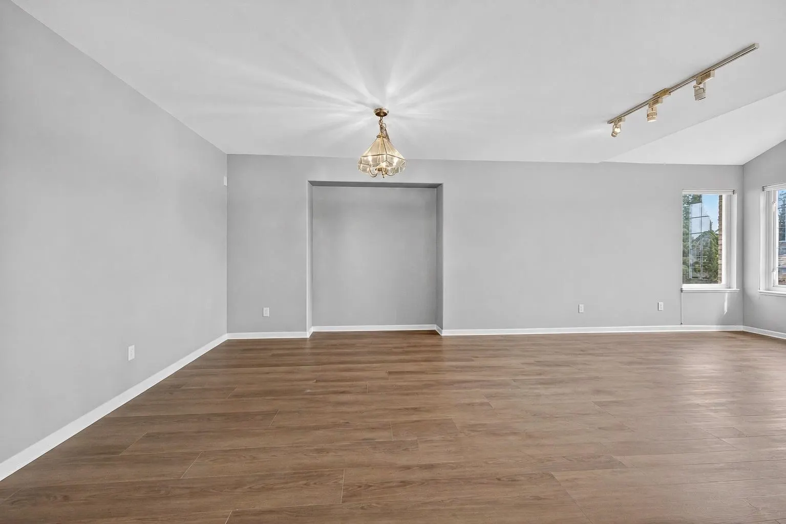 38 Timbercrest Drive