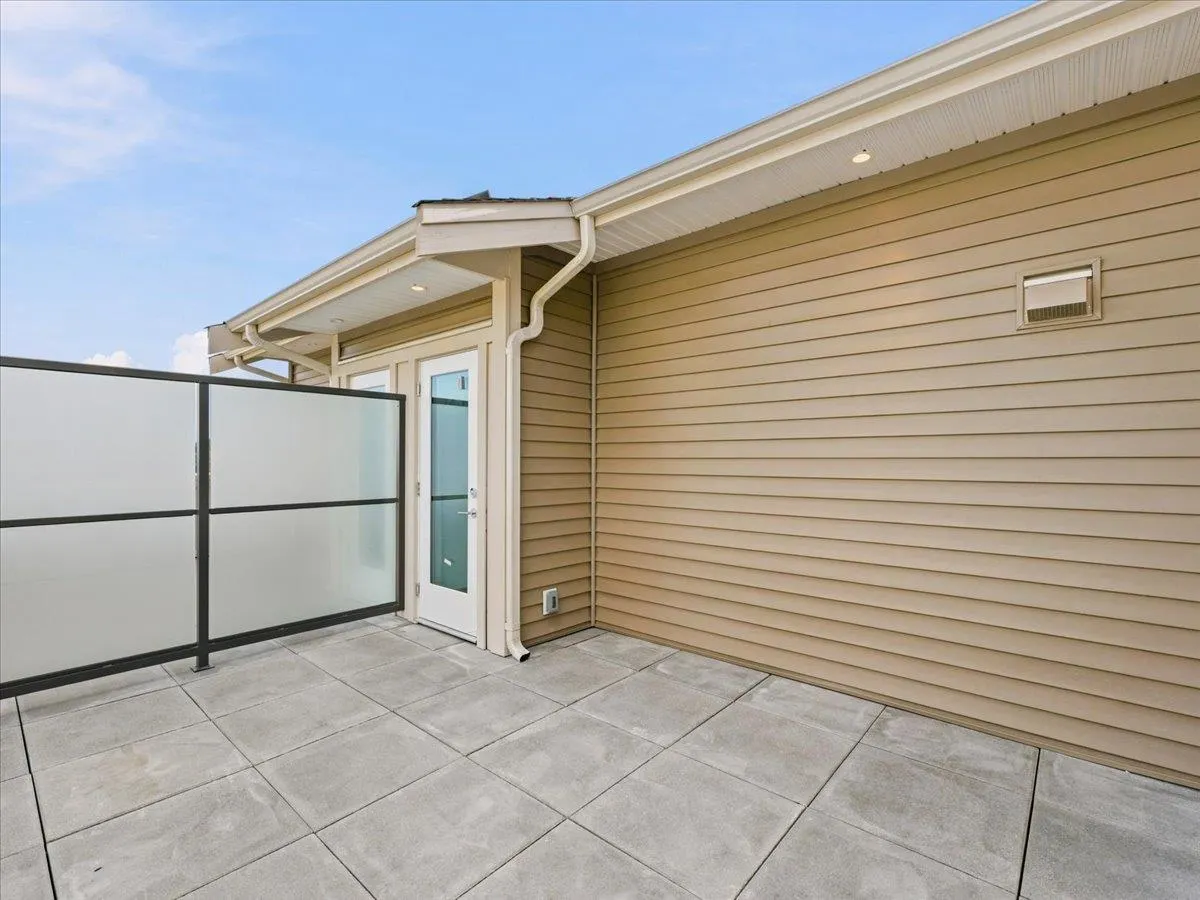 1301 Brewster Drive #117