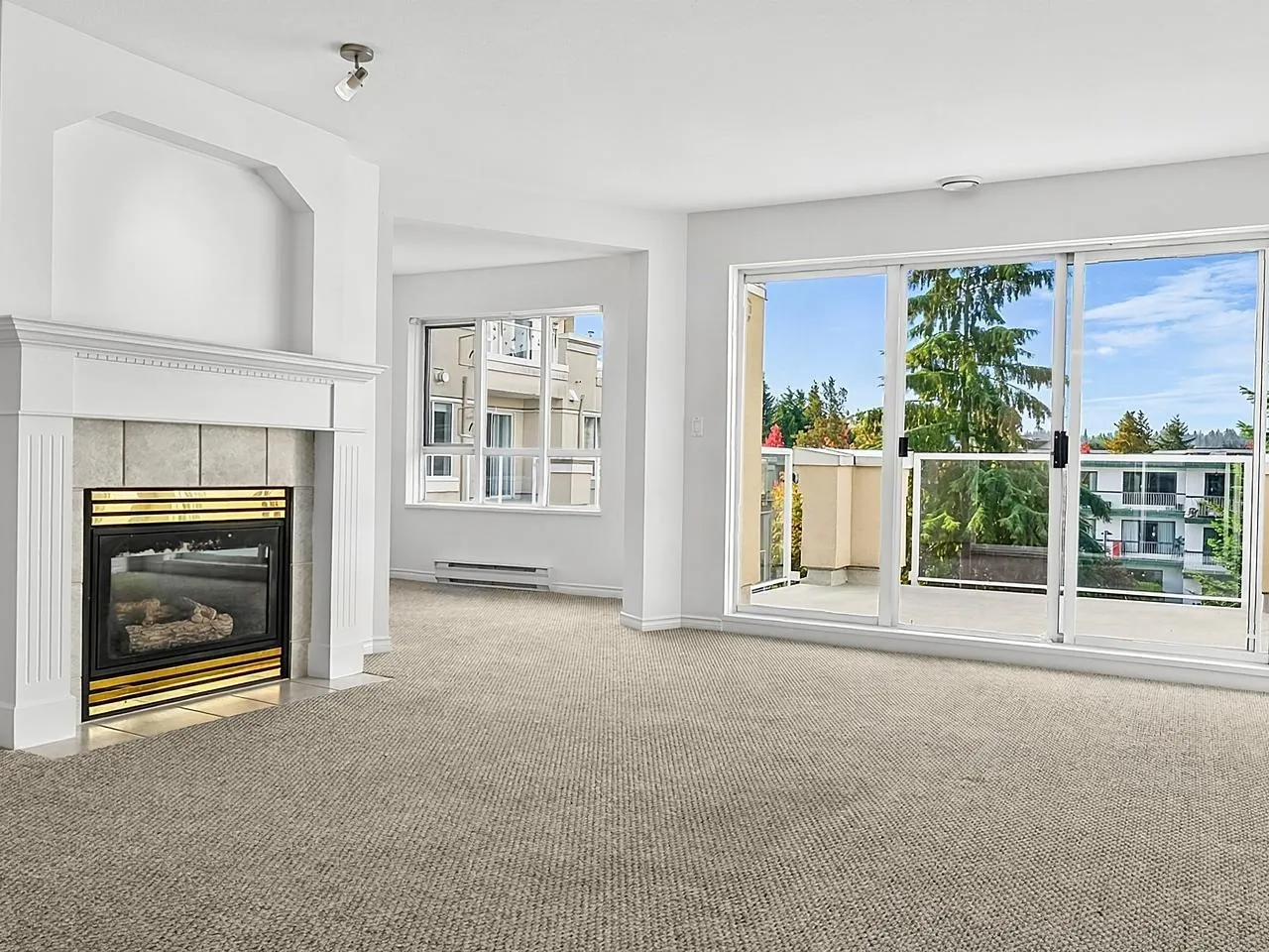 20448 Park Avenue #302