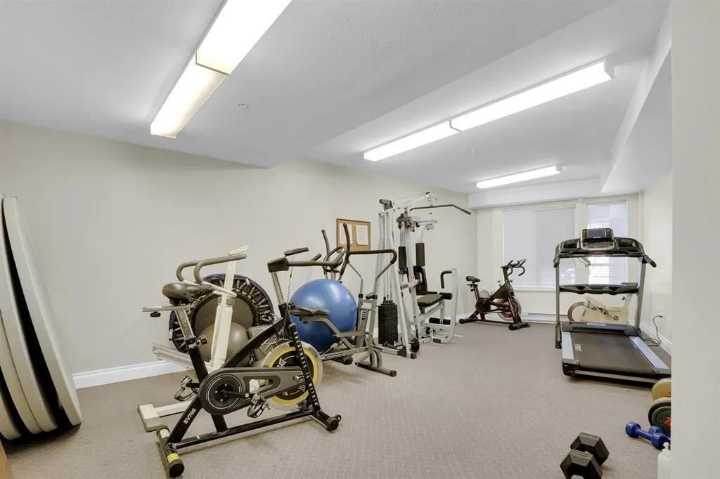 20448 Park Avenue #302