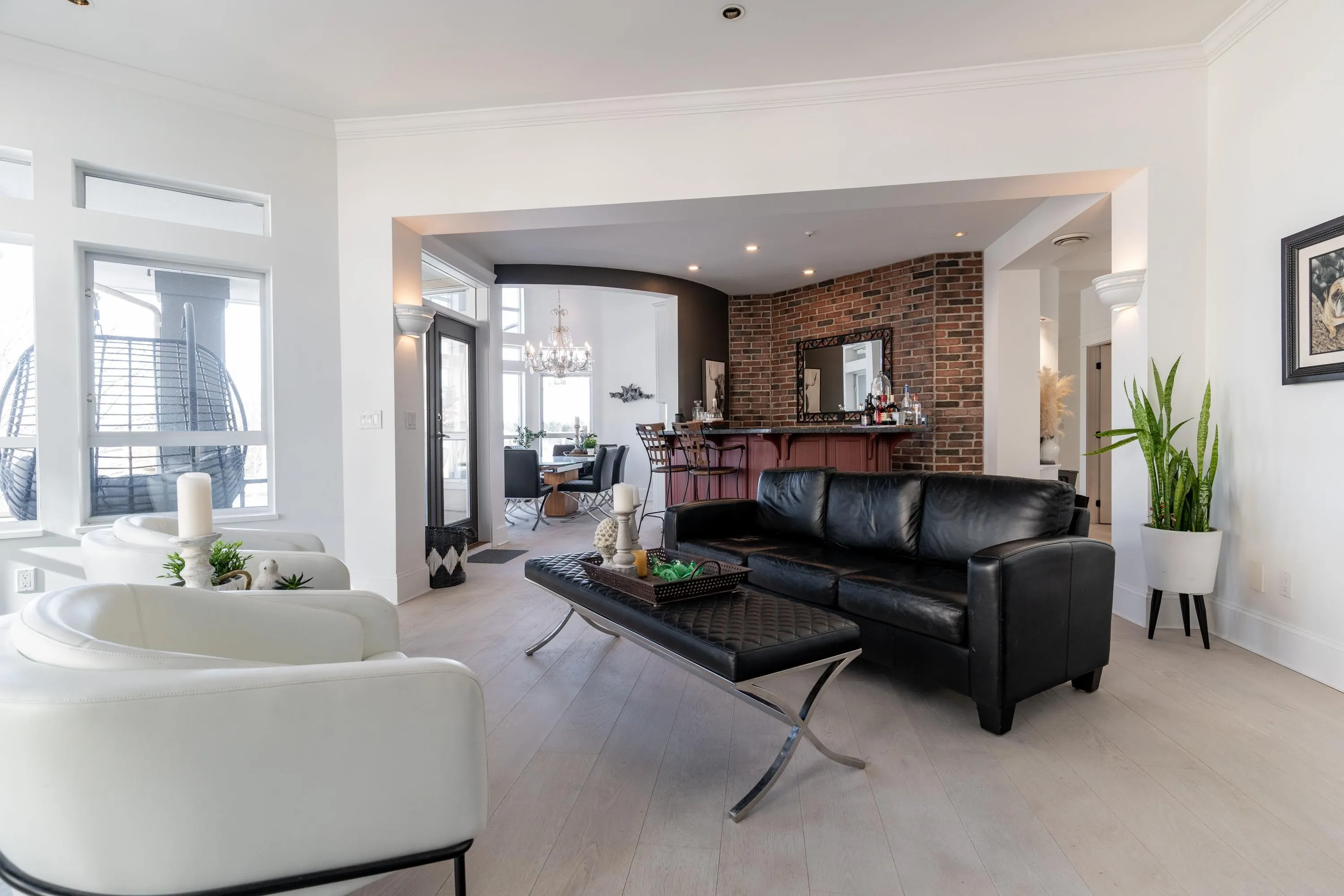 20448 Park Avenue #401