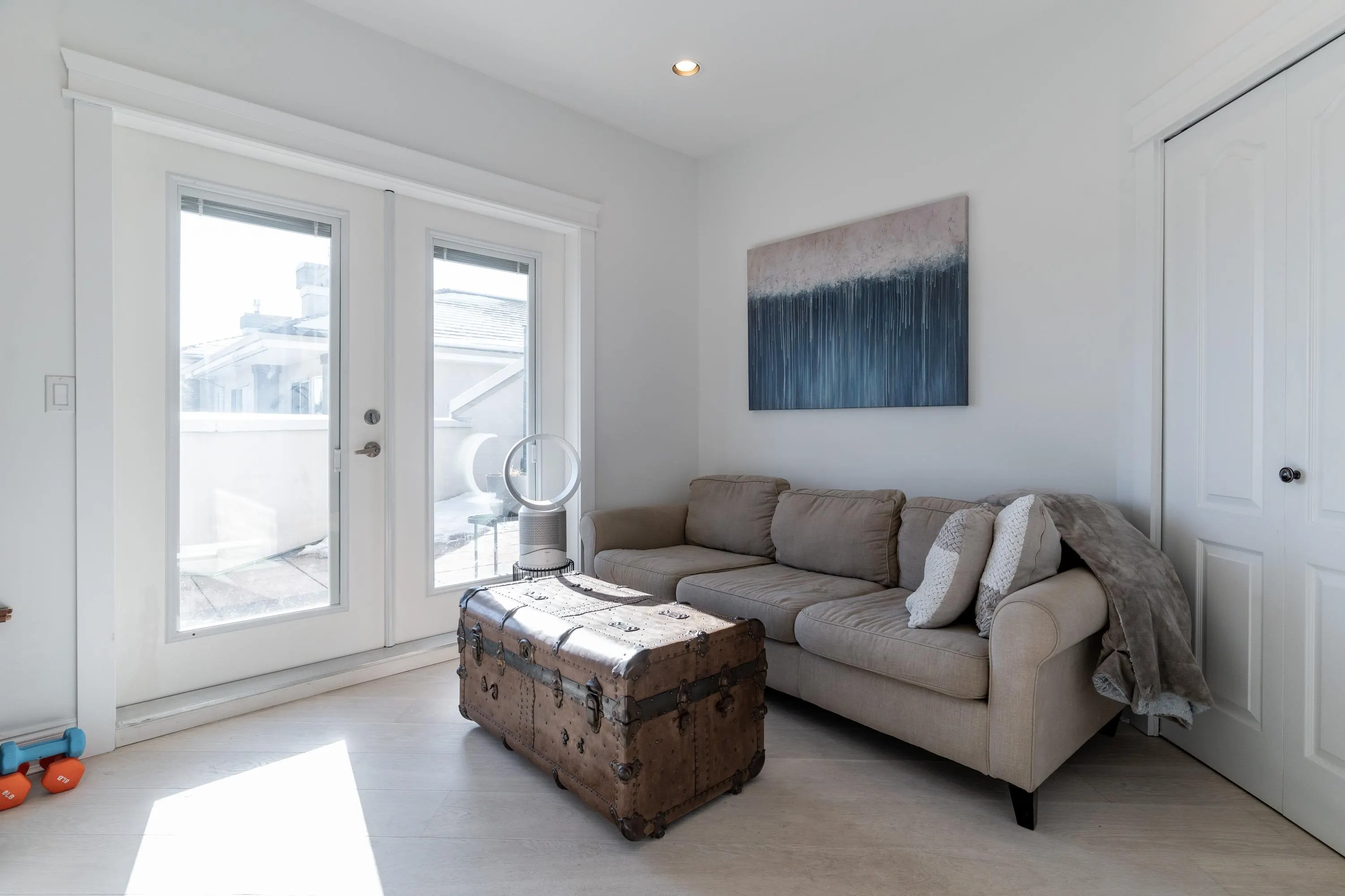 20448 Park Avenue #401