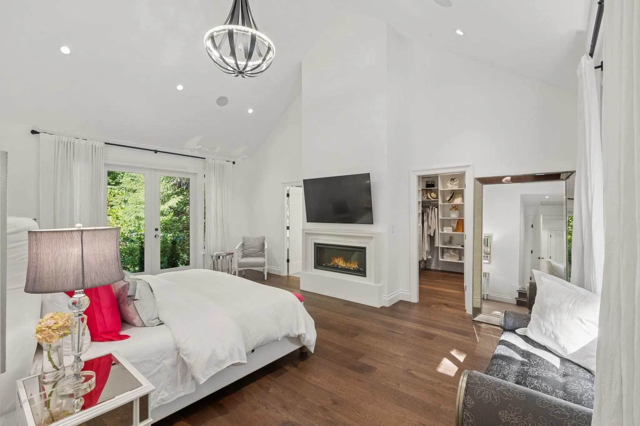 435 Macbeth Crescent