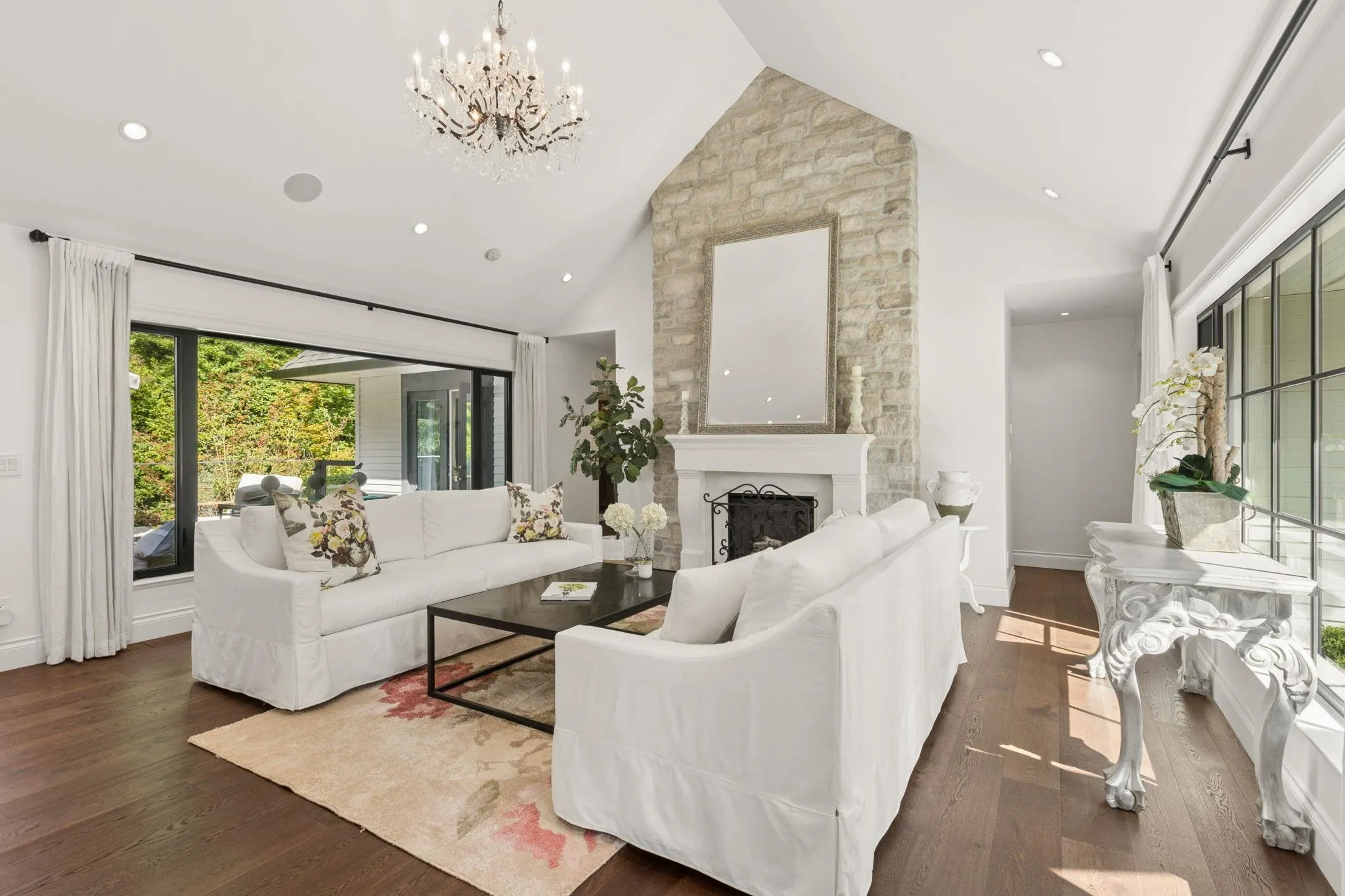 435 Macbeth Crescent