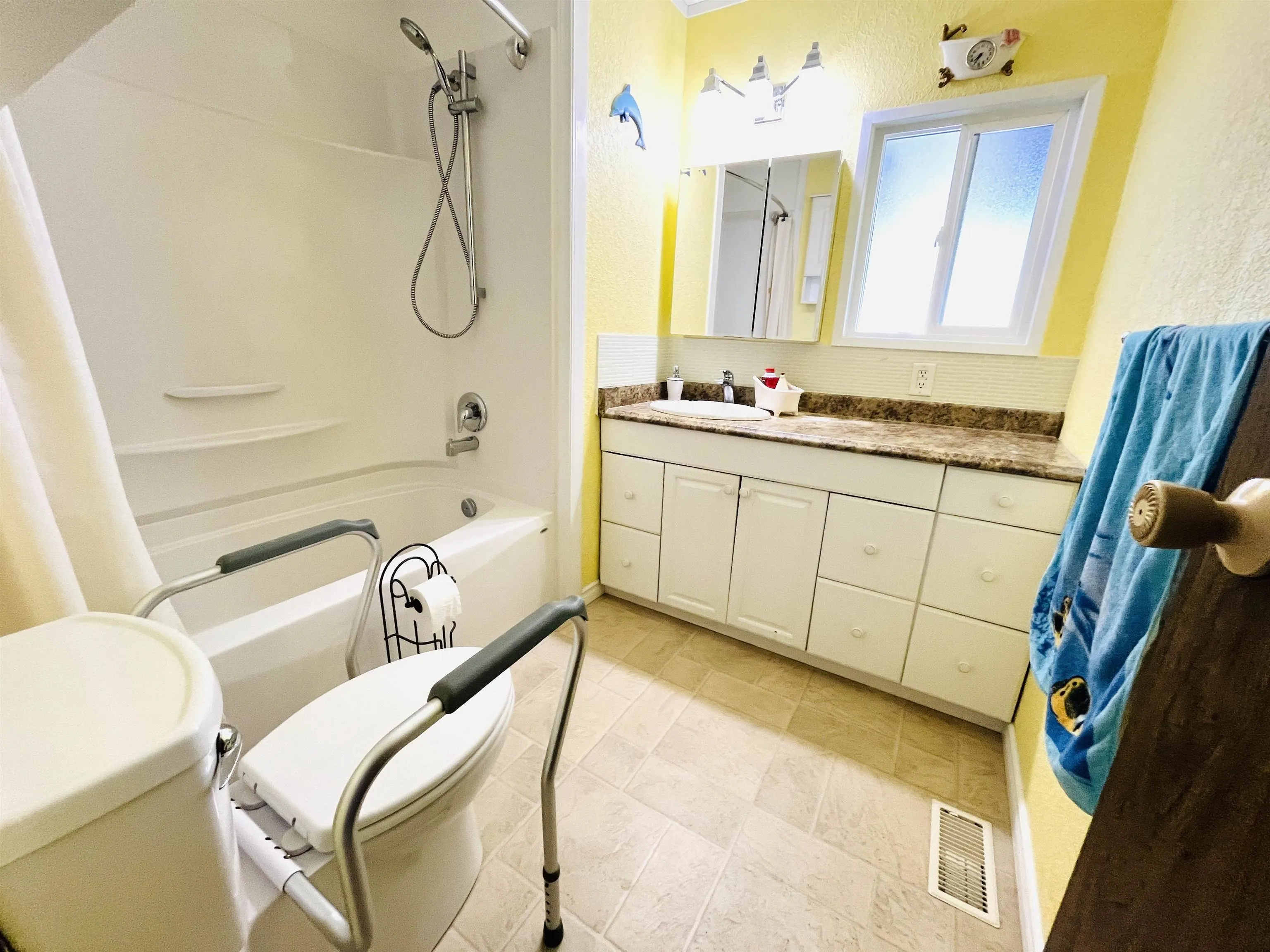 27111 0 Avenue #237