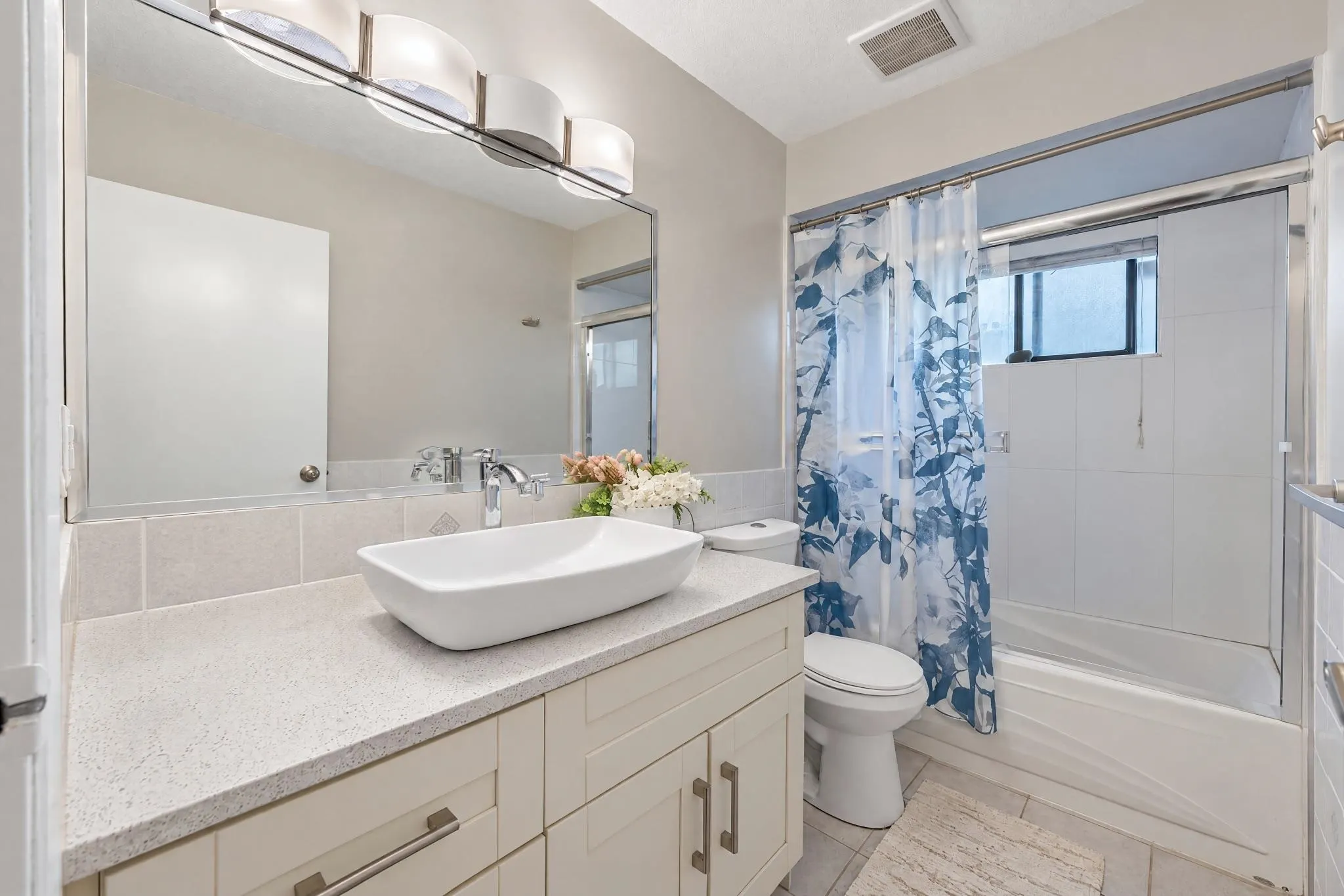 580 W 29th Street
