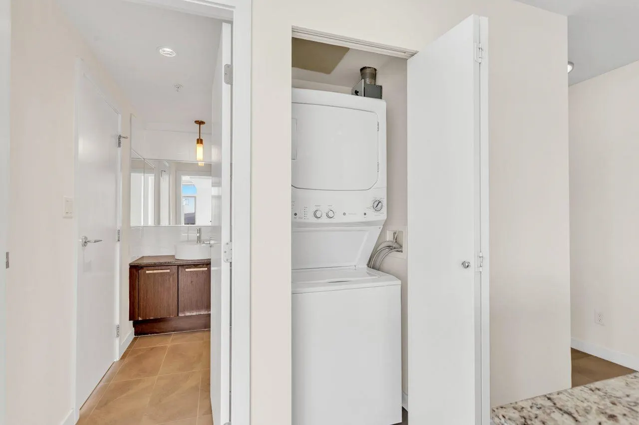 2980 Atlantic Avenue #2805