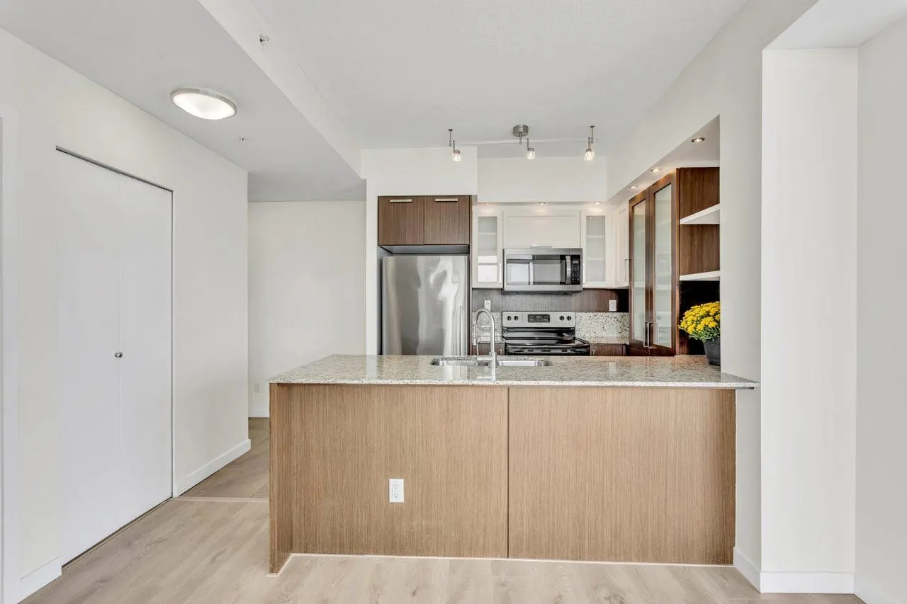 2980 Atlantic Avenue #2805