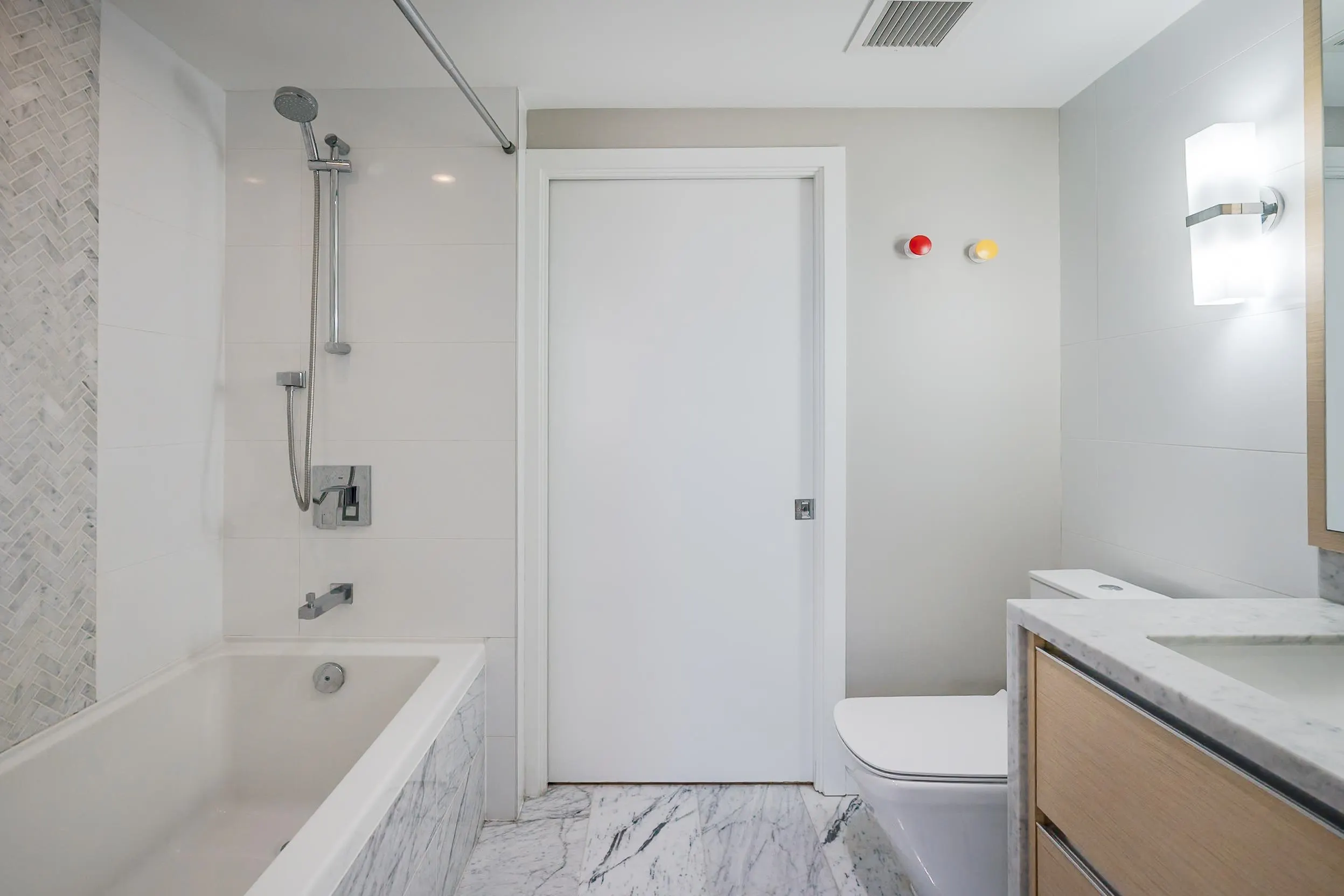 4539 Cambie Street #101