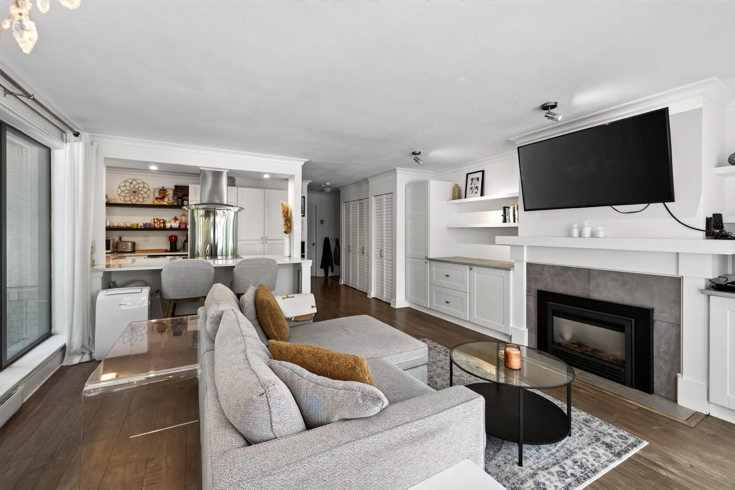 1702 Chesterfield Avenue #101