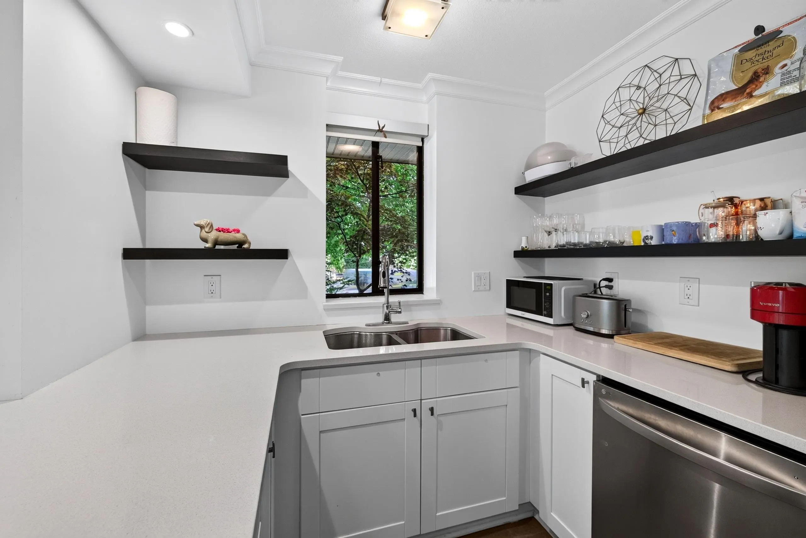 1702 Chesterfield Avenue #101