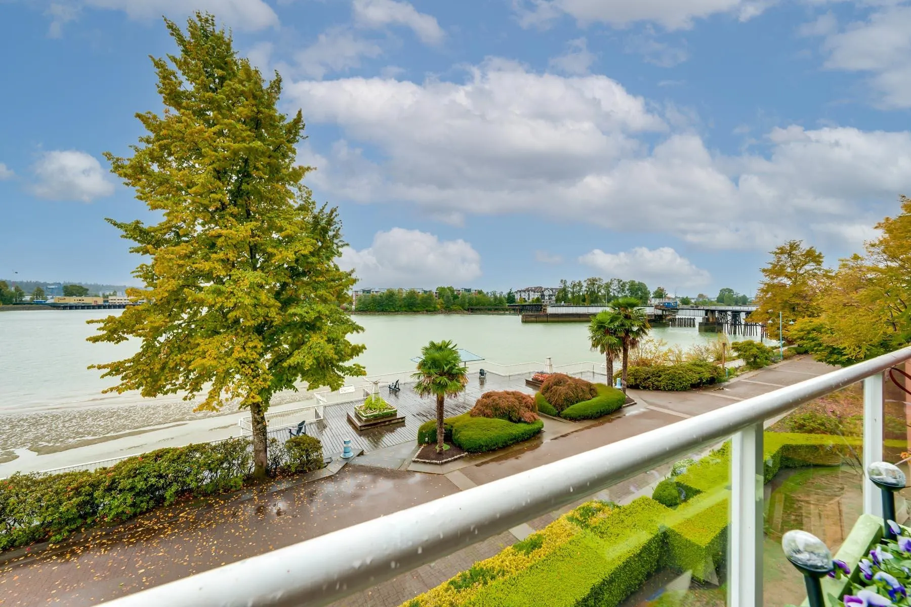 1230 Quayside Drive #306
