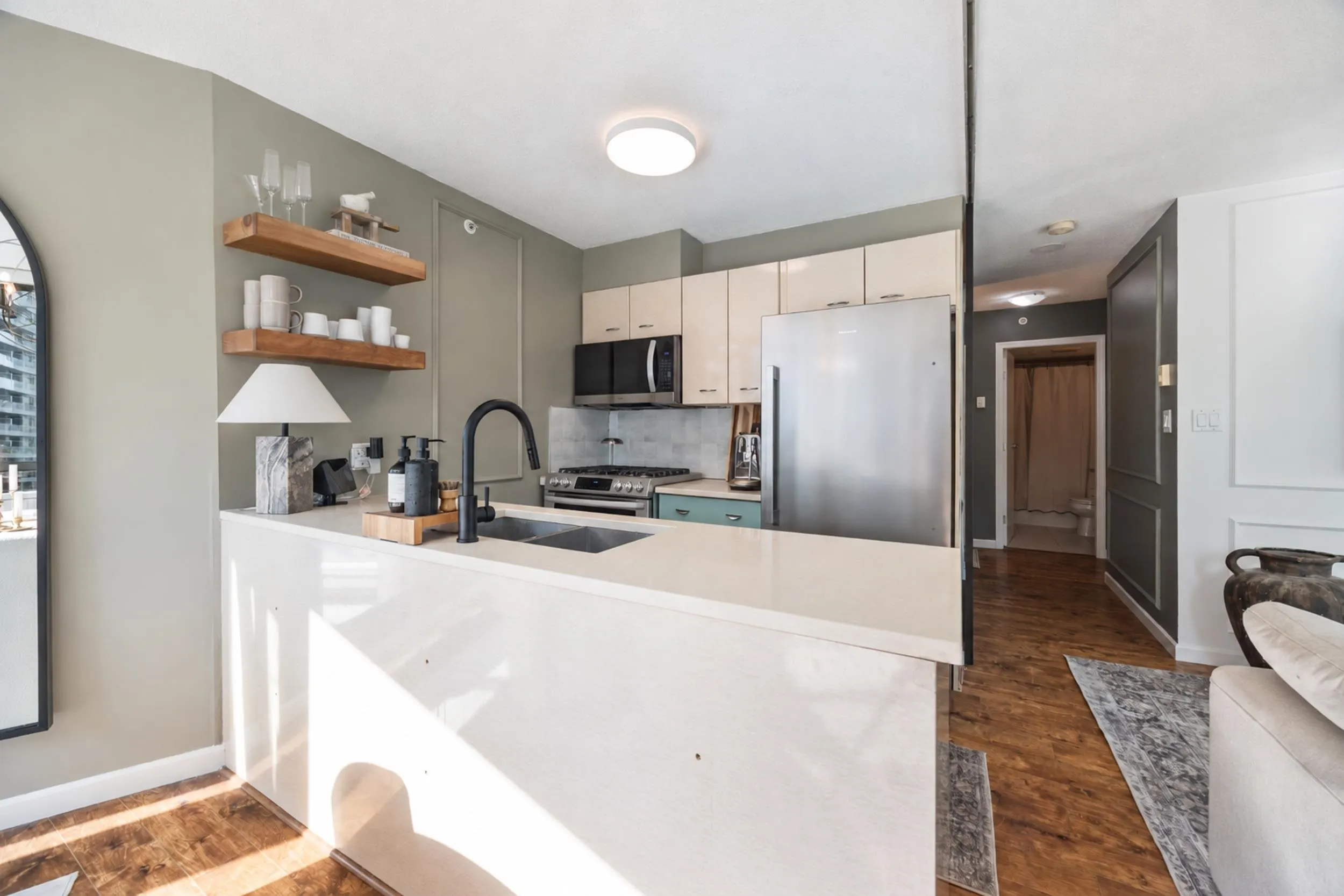 501 Pacific Street #609