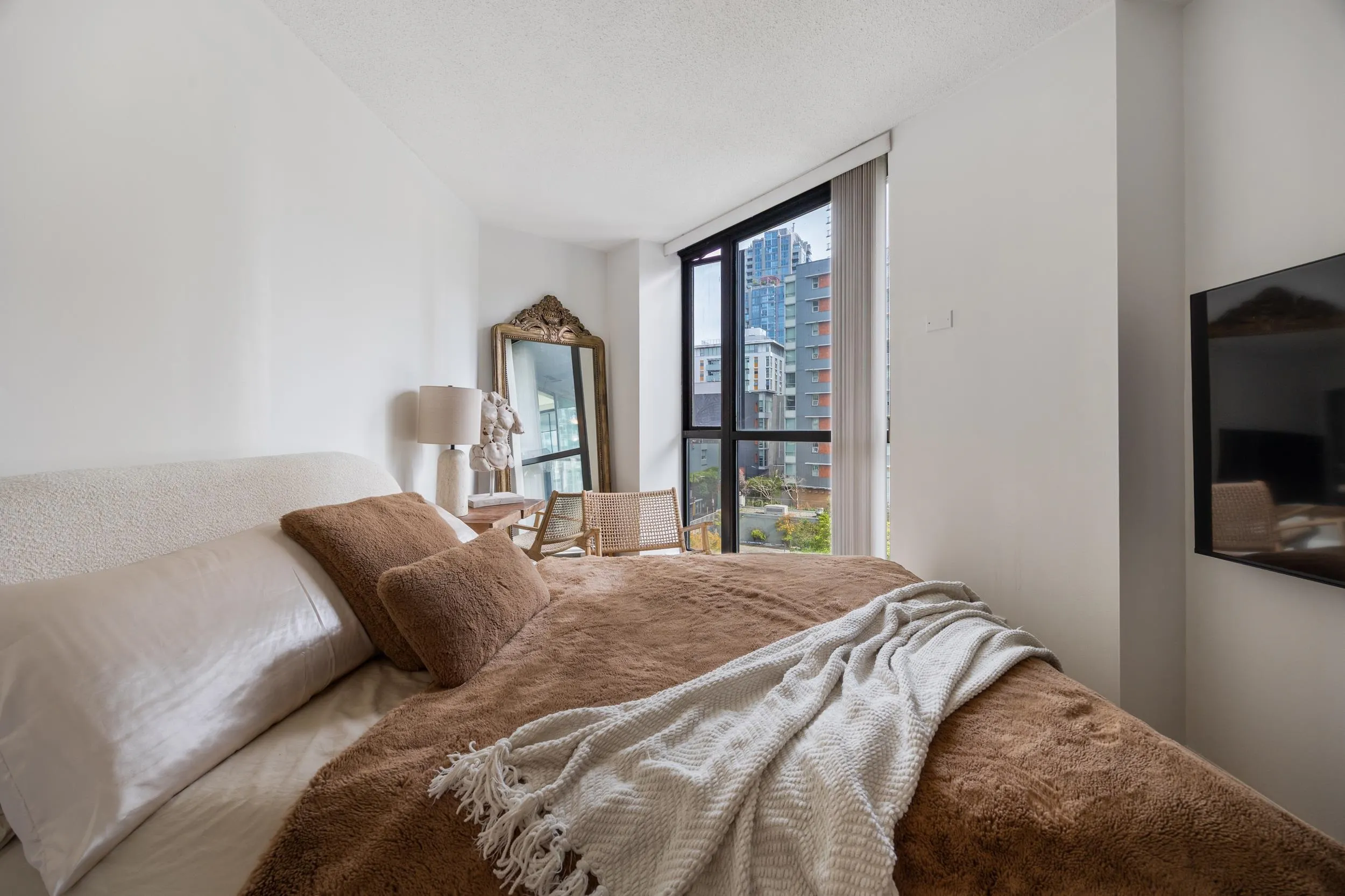 501 Pacific Street #609