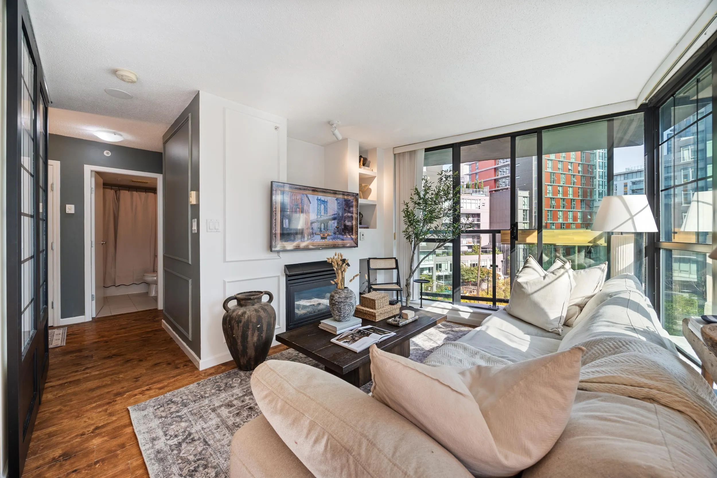 501 Pacific Street #609