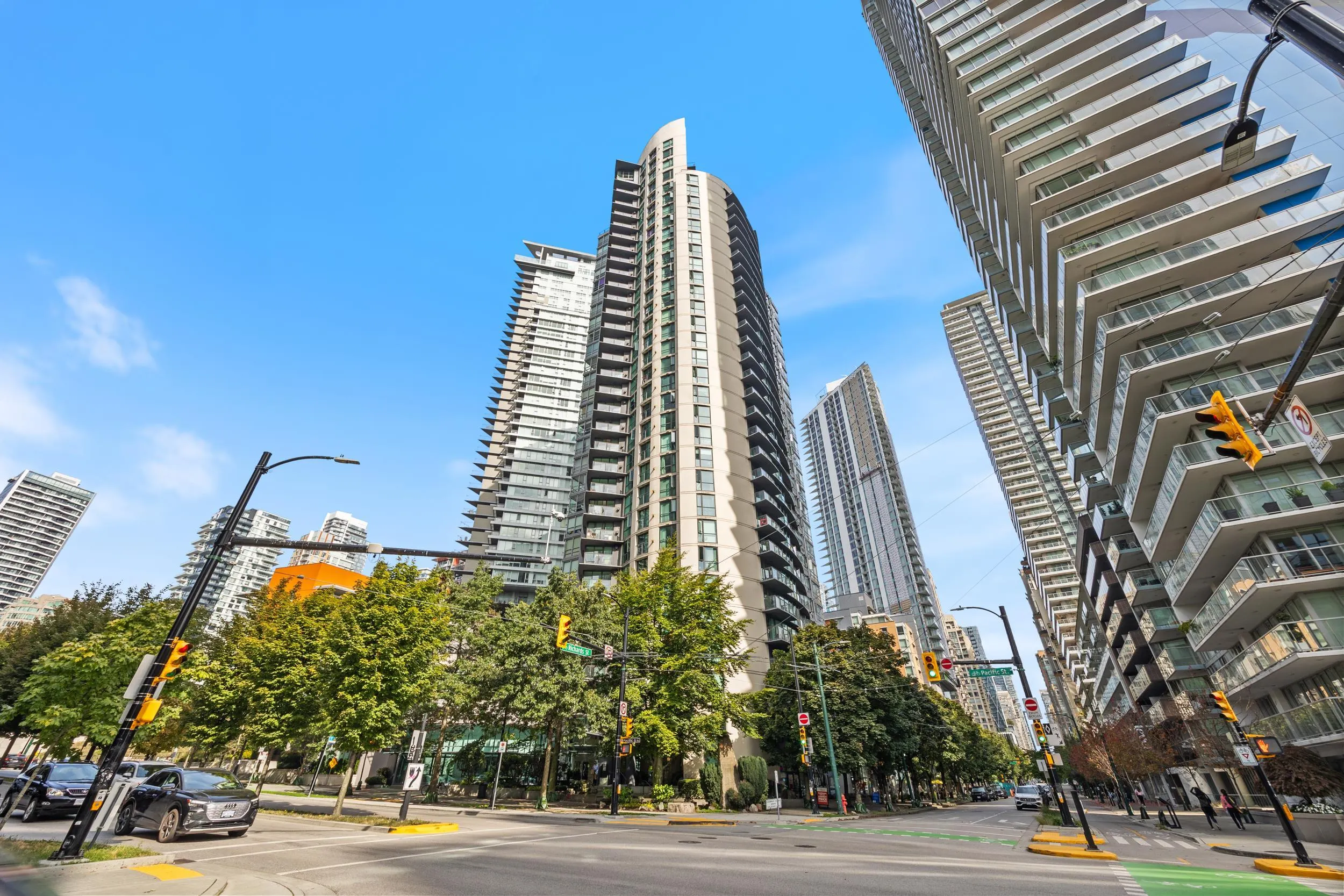501 Pacific Street #609