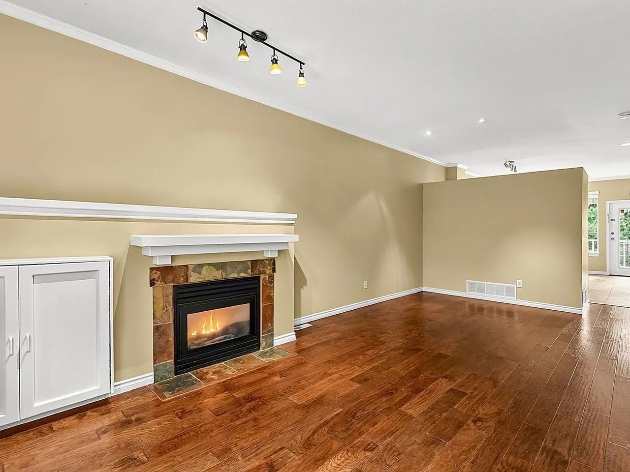 14952 58 Avenue #64
