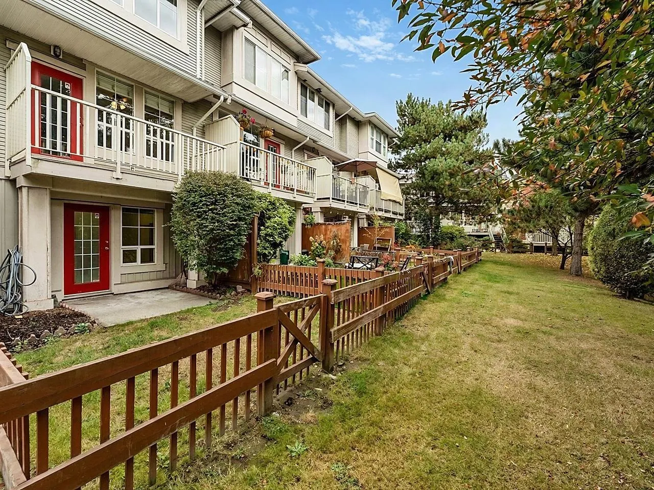 14952 58 Avenue #64