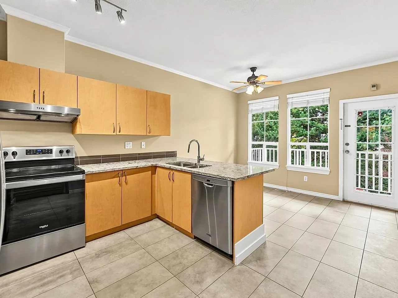 14952 58 Avenue #64
