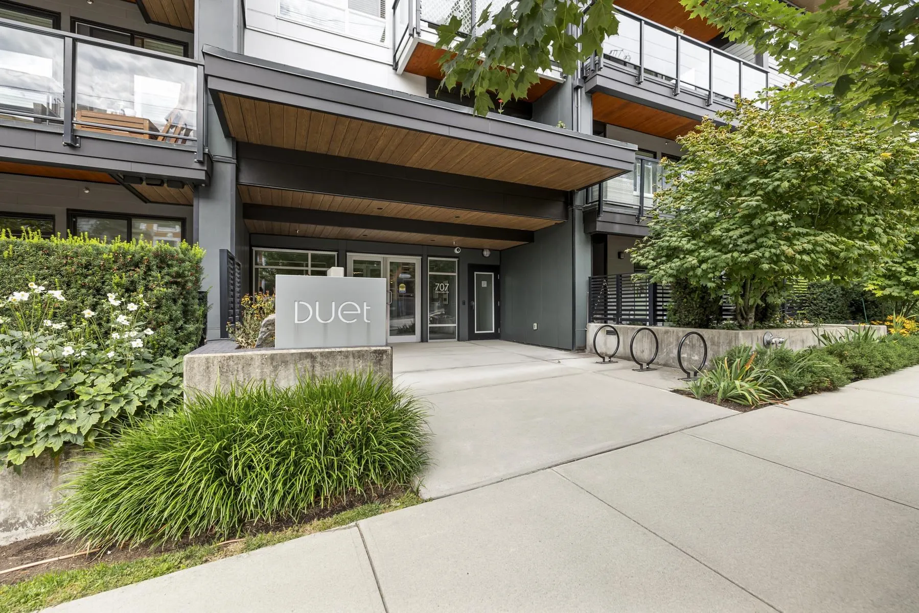 707 Como Lake Avenue #611