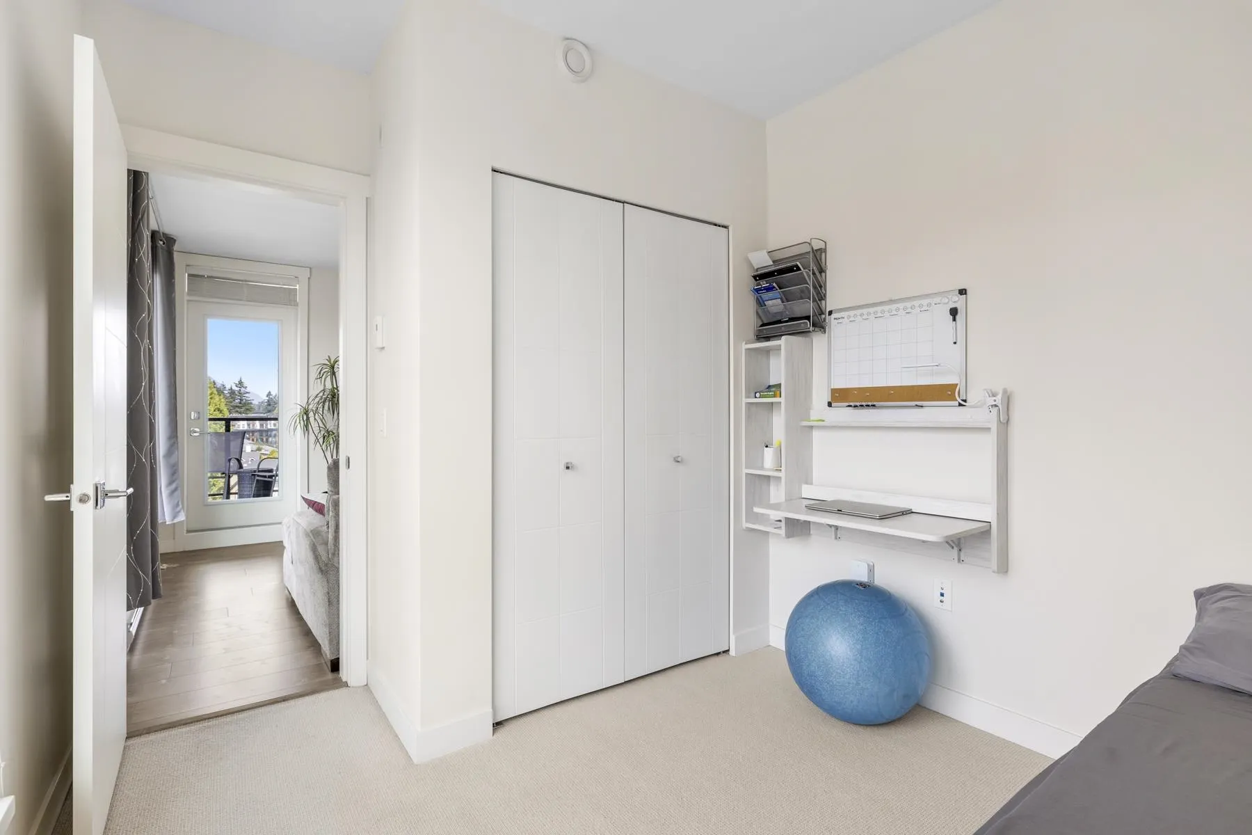 707 Como Lake Avenue #611
