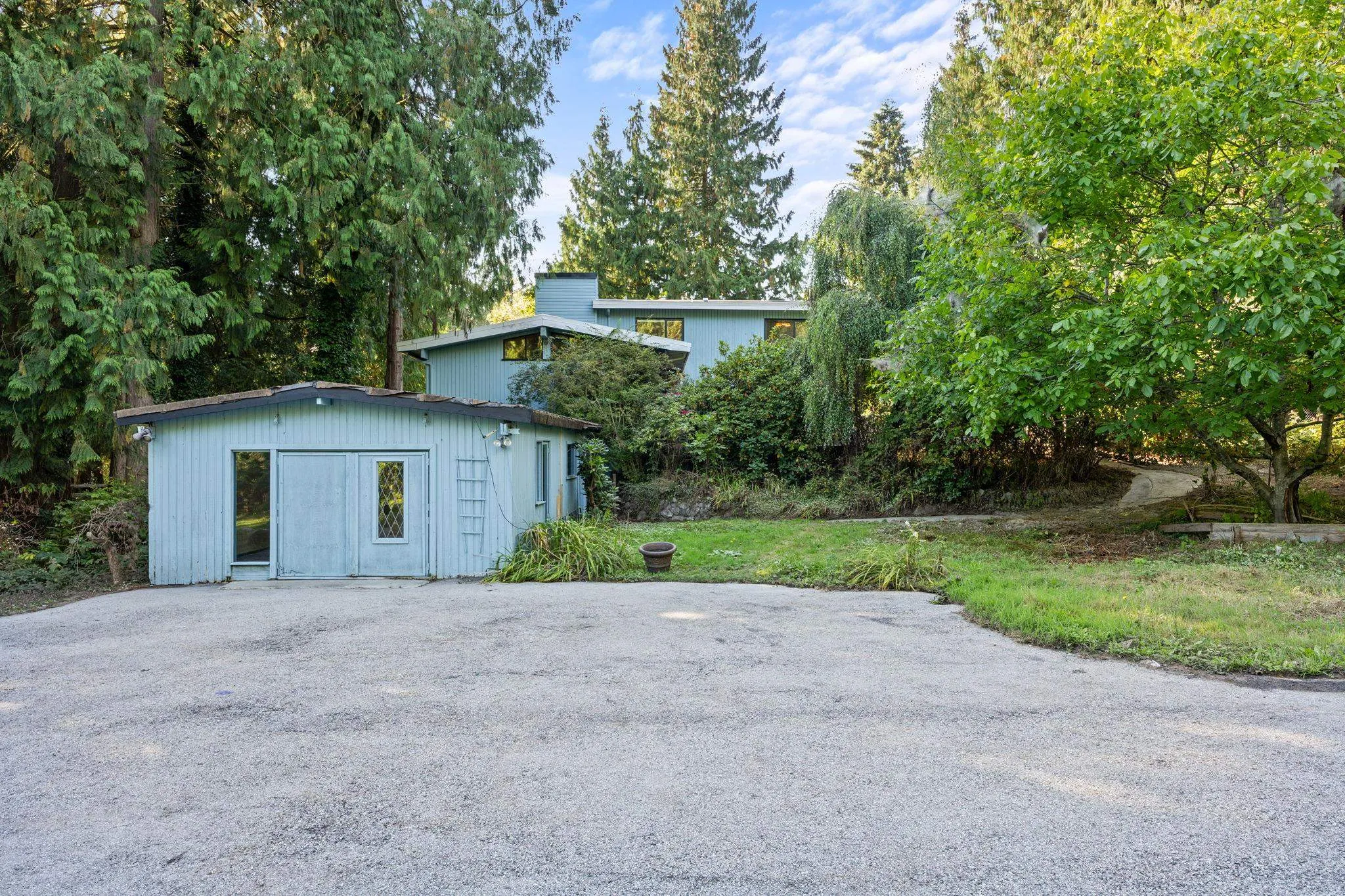 3290 Hazel Avenue