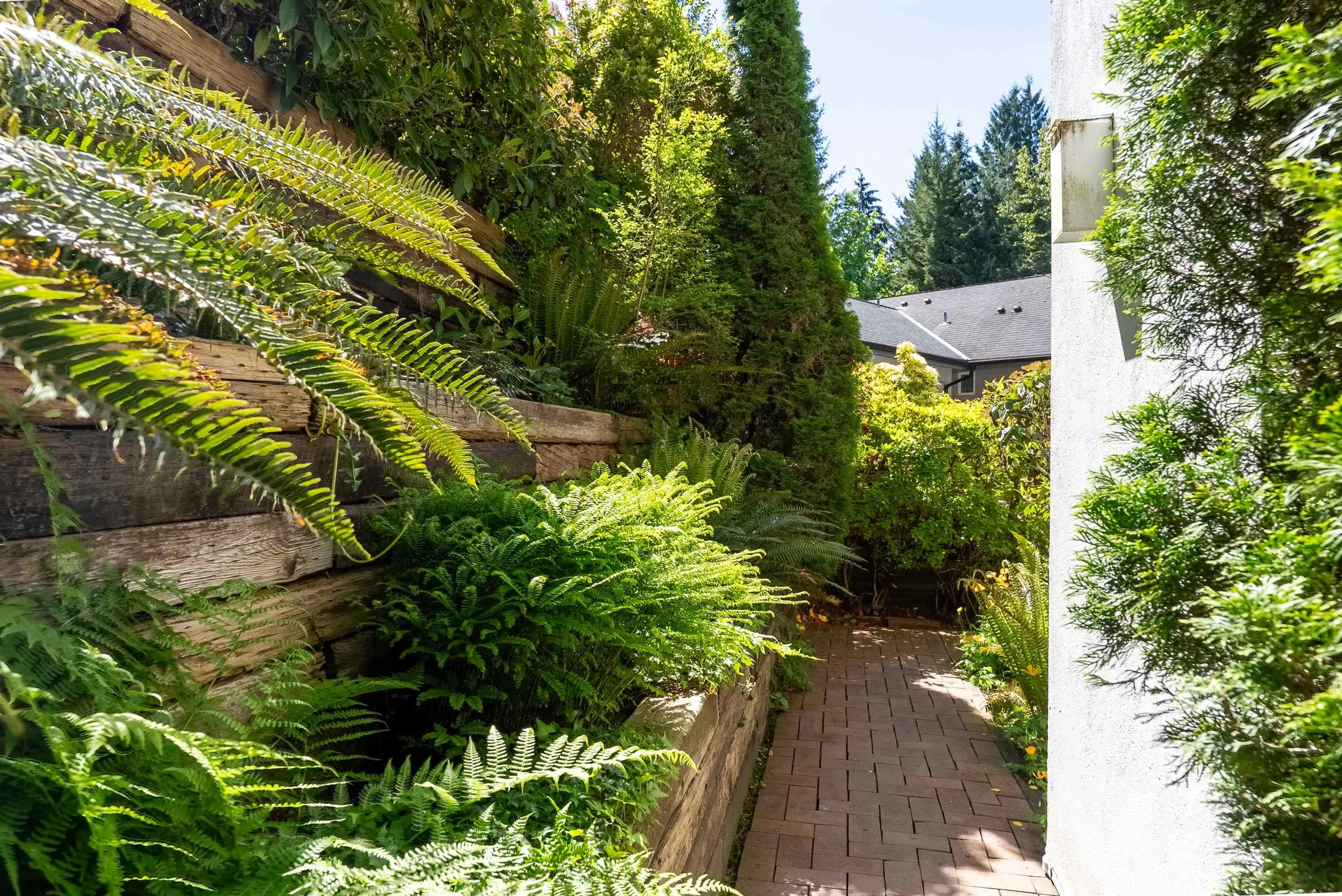 5948 Nancy Greene Way