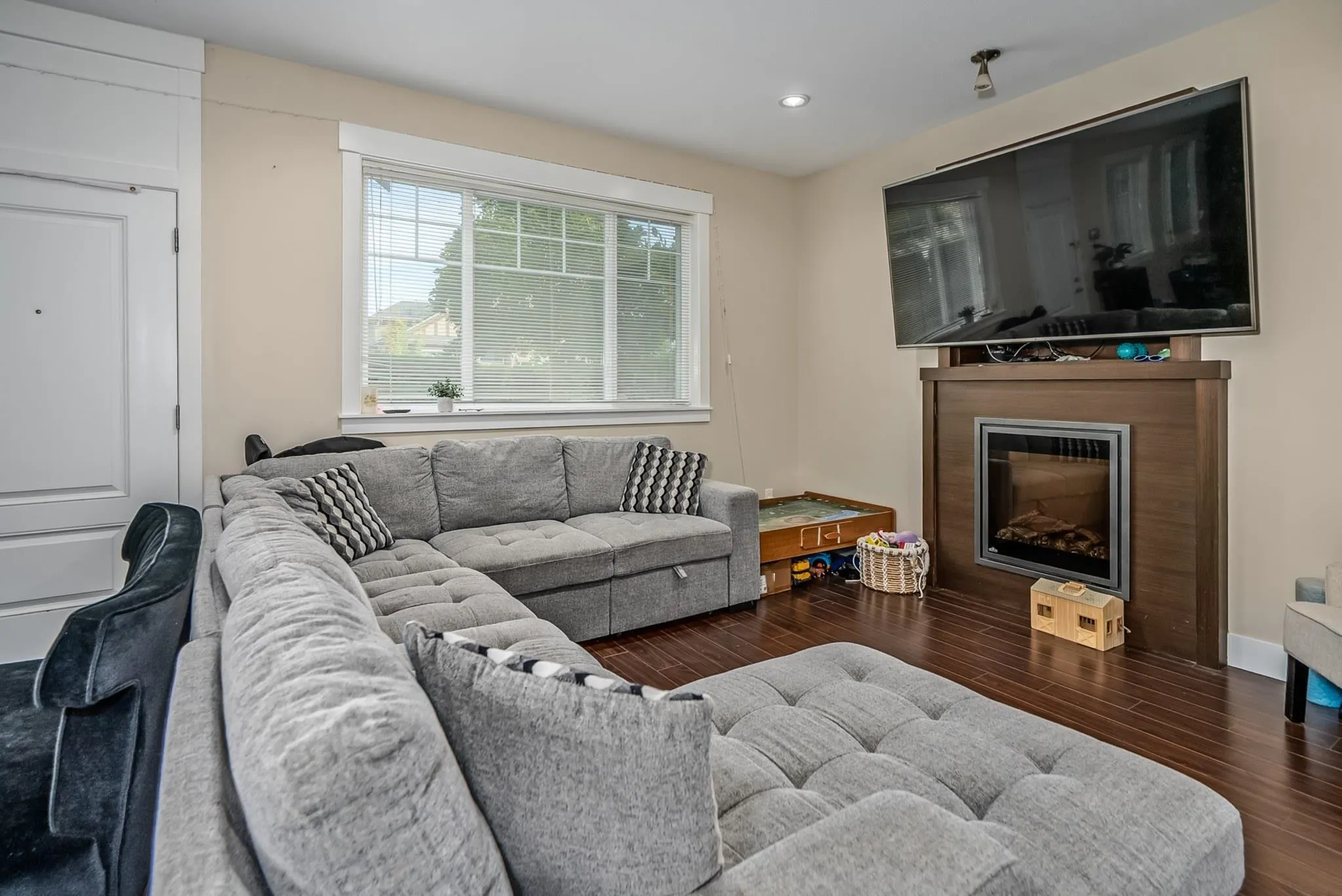 30748 Cardinal Avenue #4