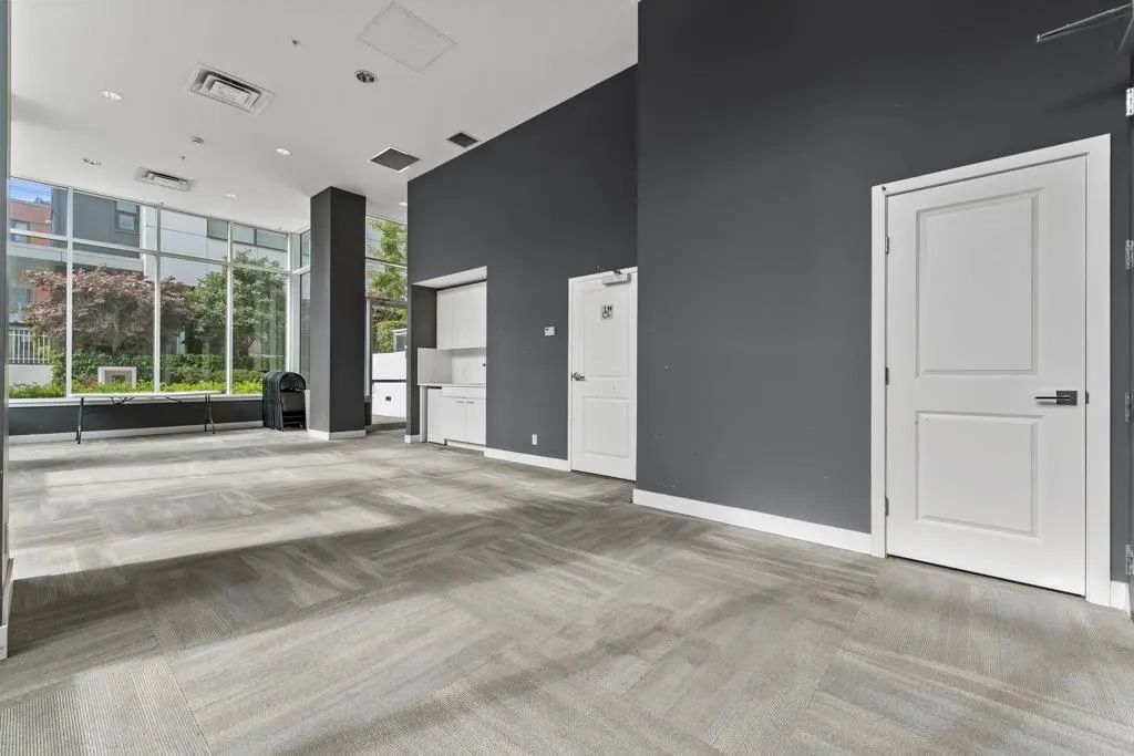 6383 Cambie Street #506