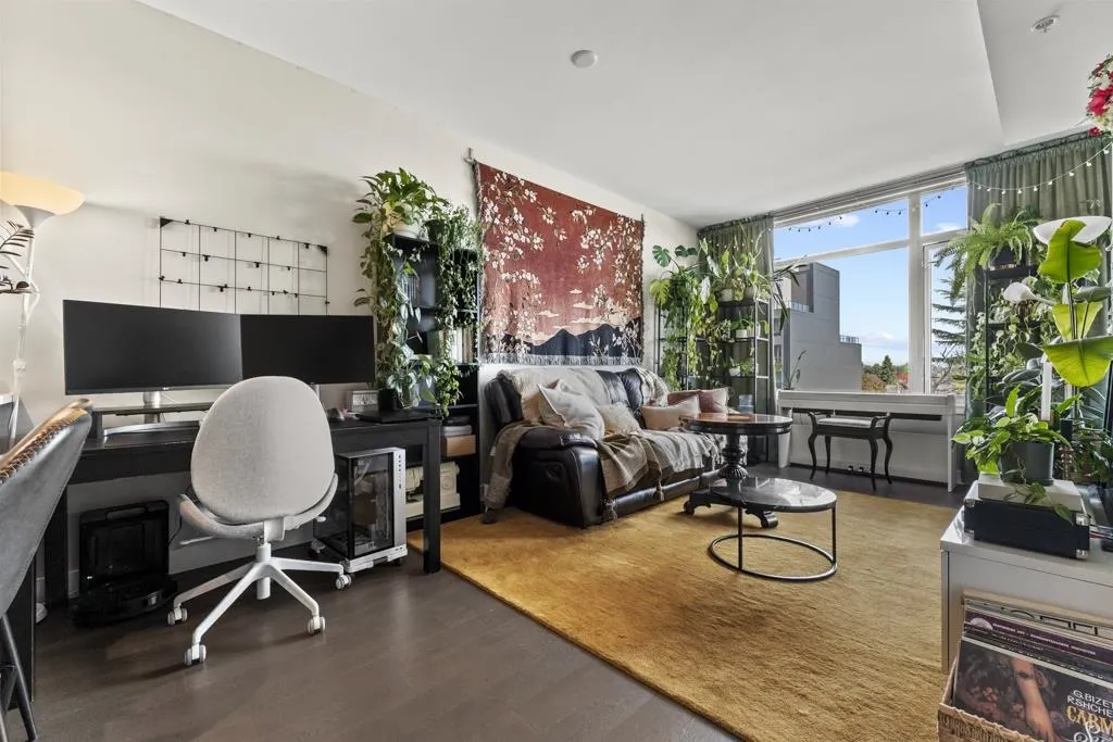 6383 Cambie Street #506