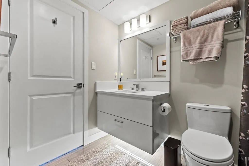 6383 Cambie Street #506