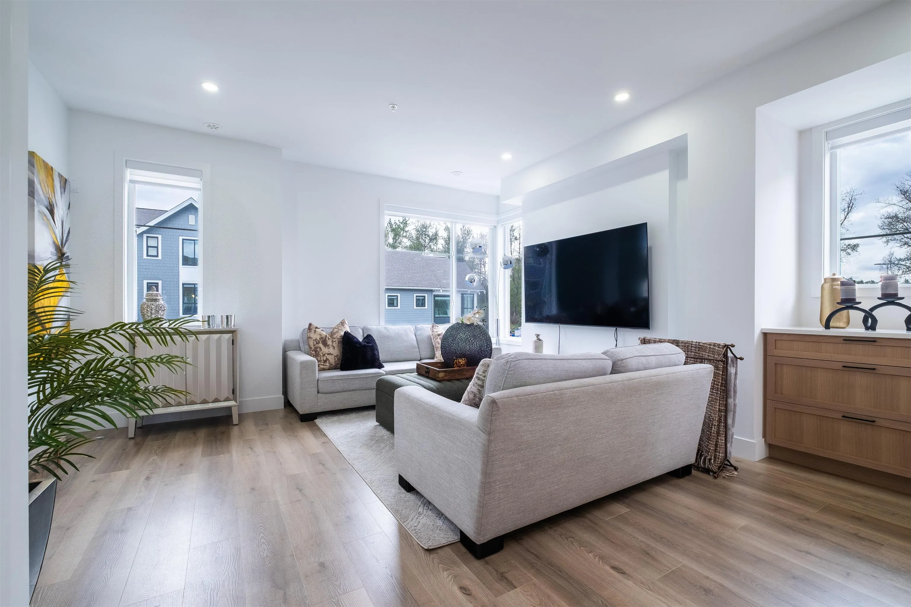 20763 76 Avenue #62