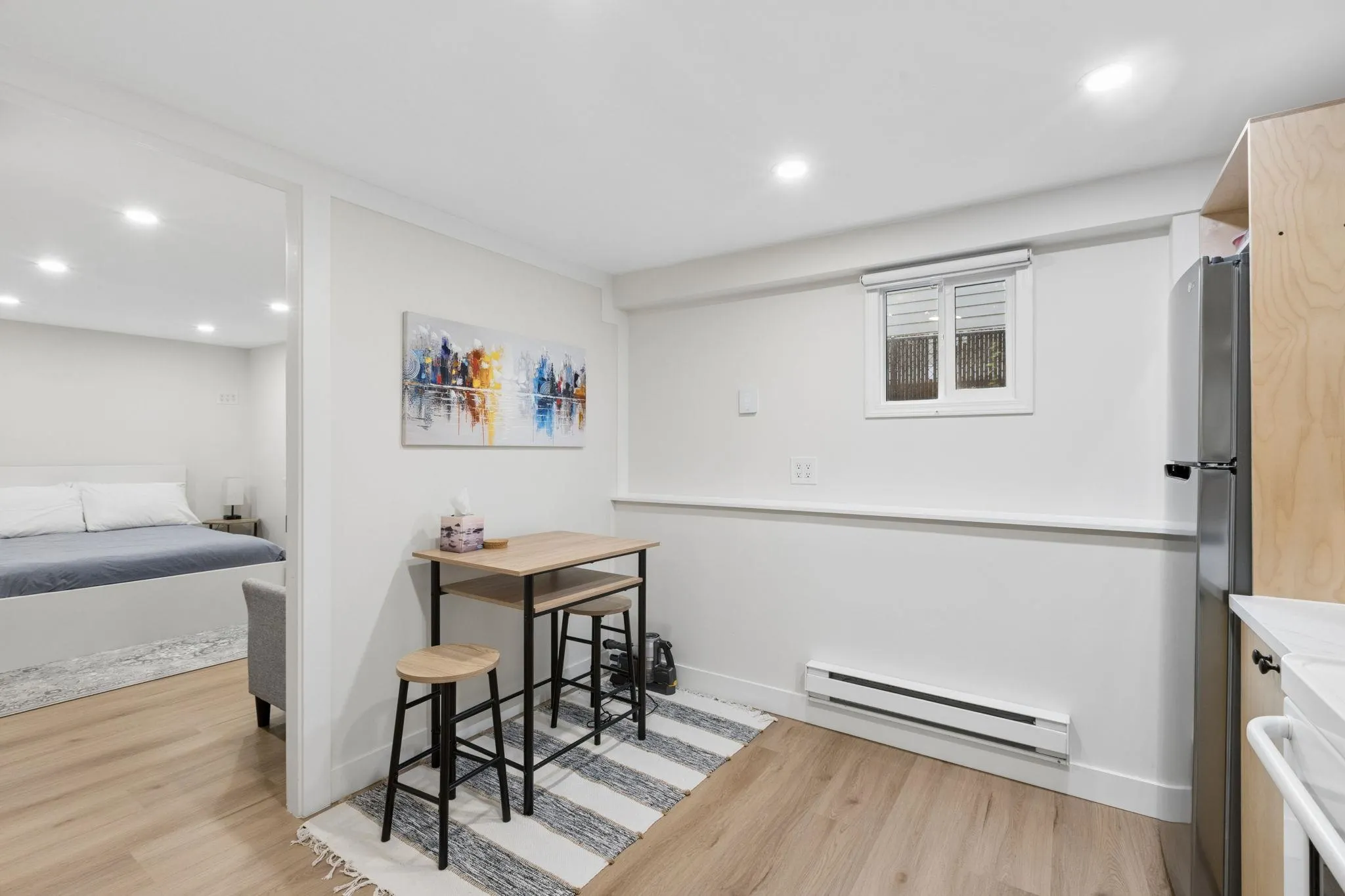 3964 Dundas Street