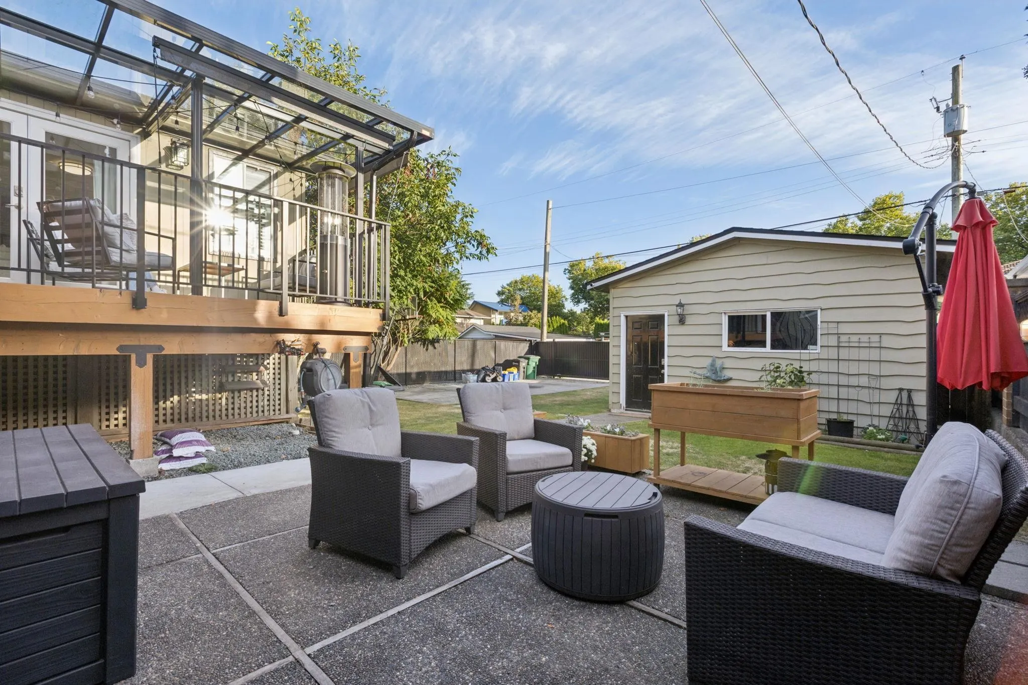 3964 Dundas Street
