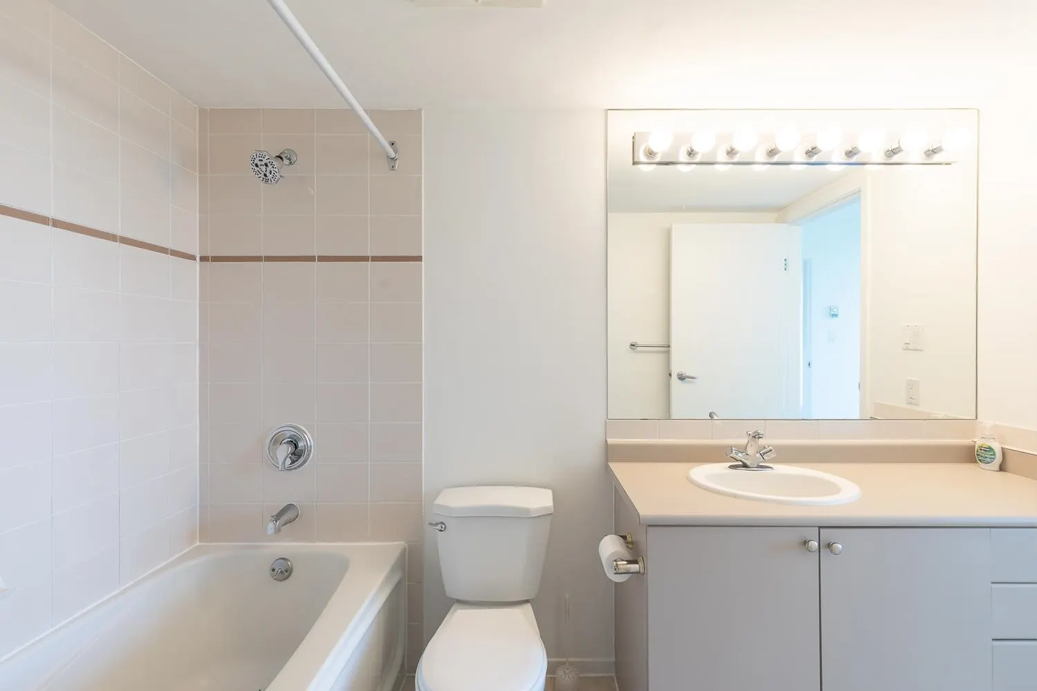 1277 Nelson Street #1107