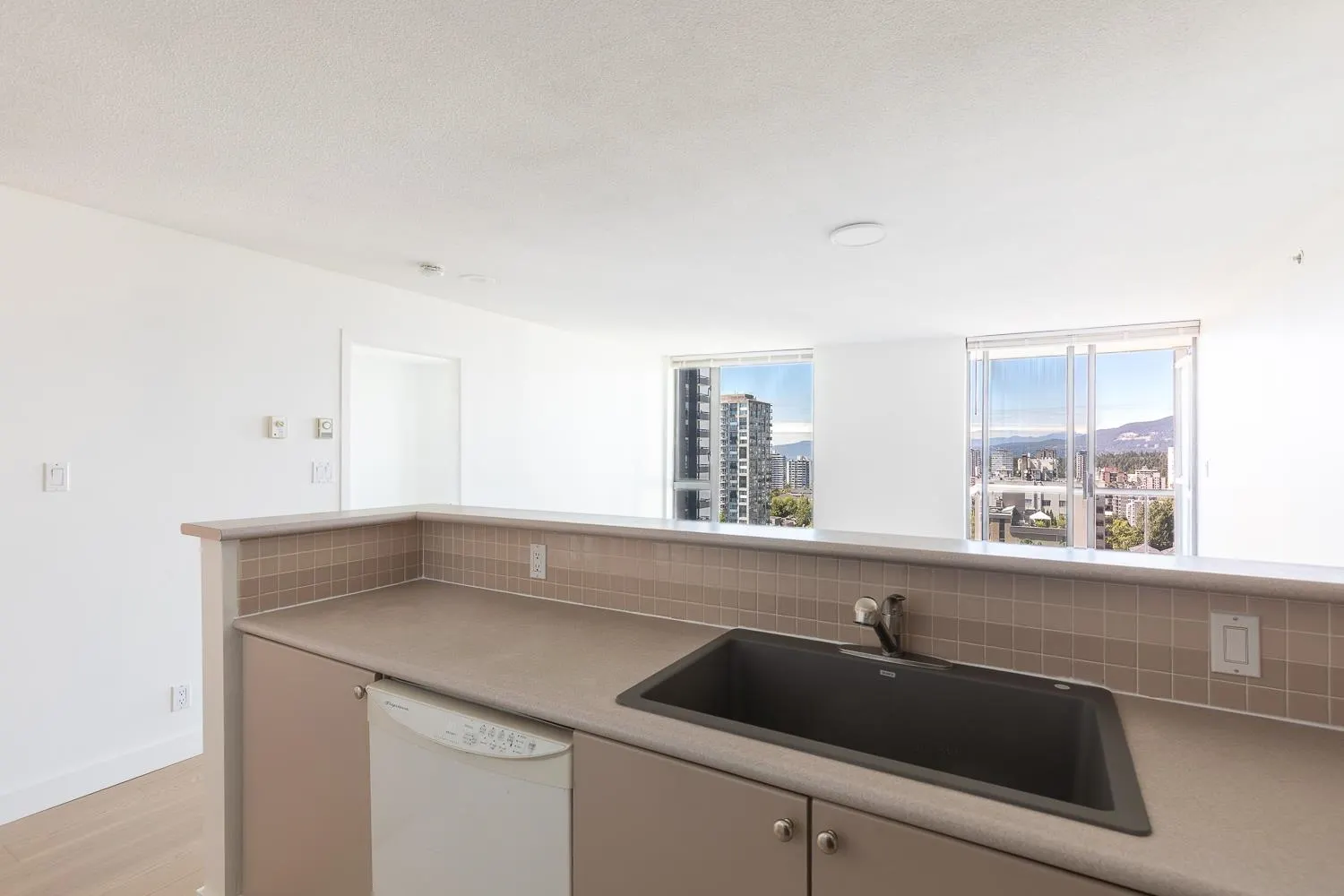 1277 Nelson Street #1107