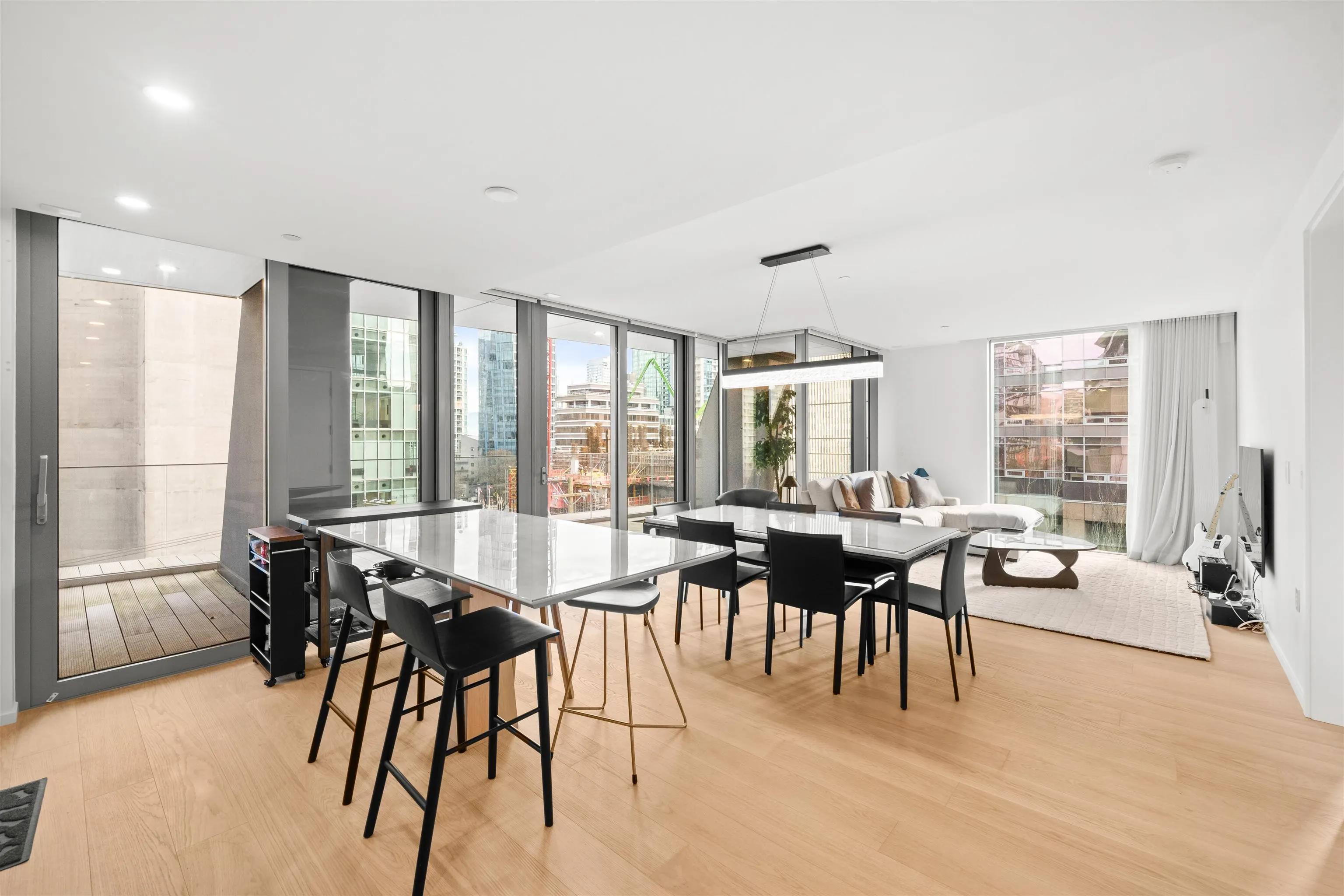 1568 Alberni Street #602