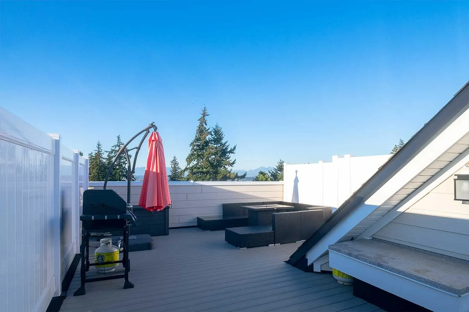 15833 26 Avenue #61