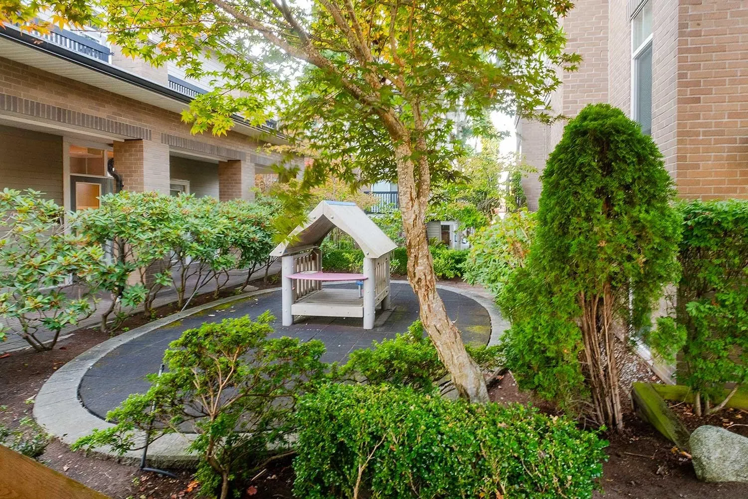 15833 26 Avenue #61
